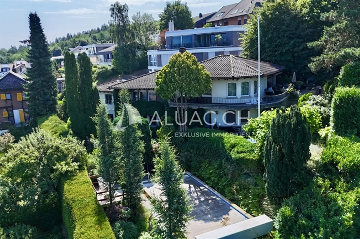 JEWEL OF BELLEVUE WITH LAKE VIEW AND GARDEN - Photo 1 of 11