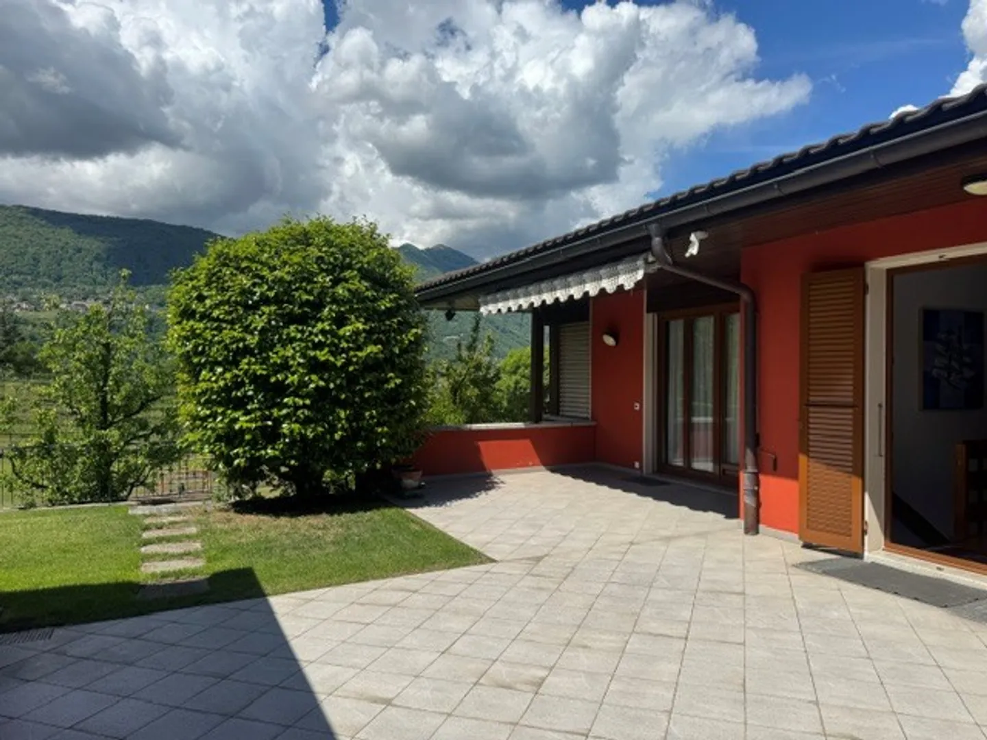 Geräumiges Einfamilienhaus in Breganzona - Foto 1 von 17