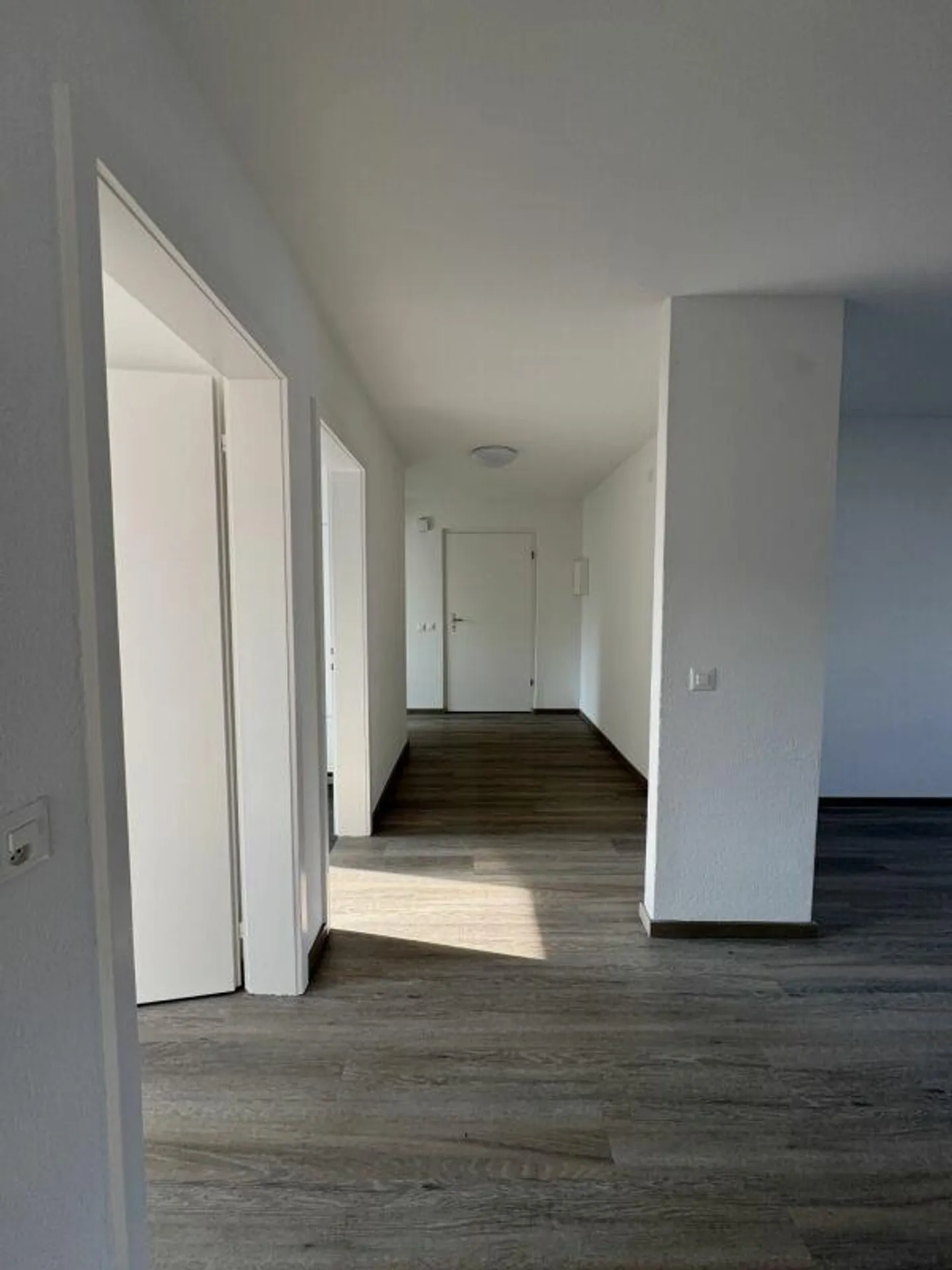 Appartamento moderno vicino al lago - Foto 1 di 6