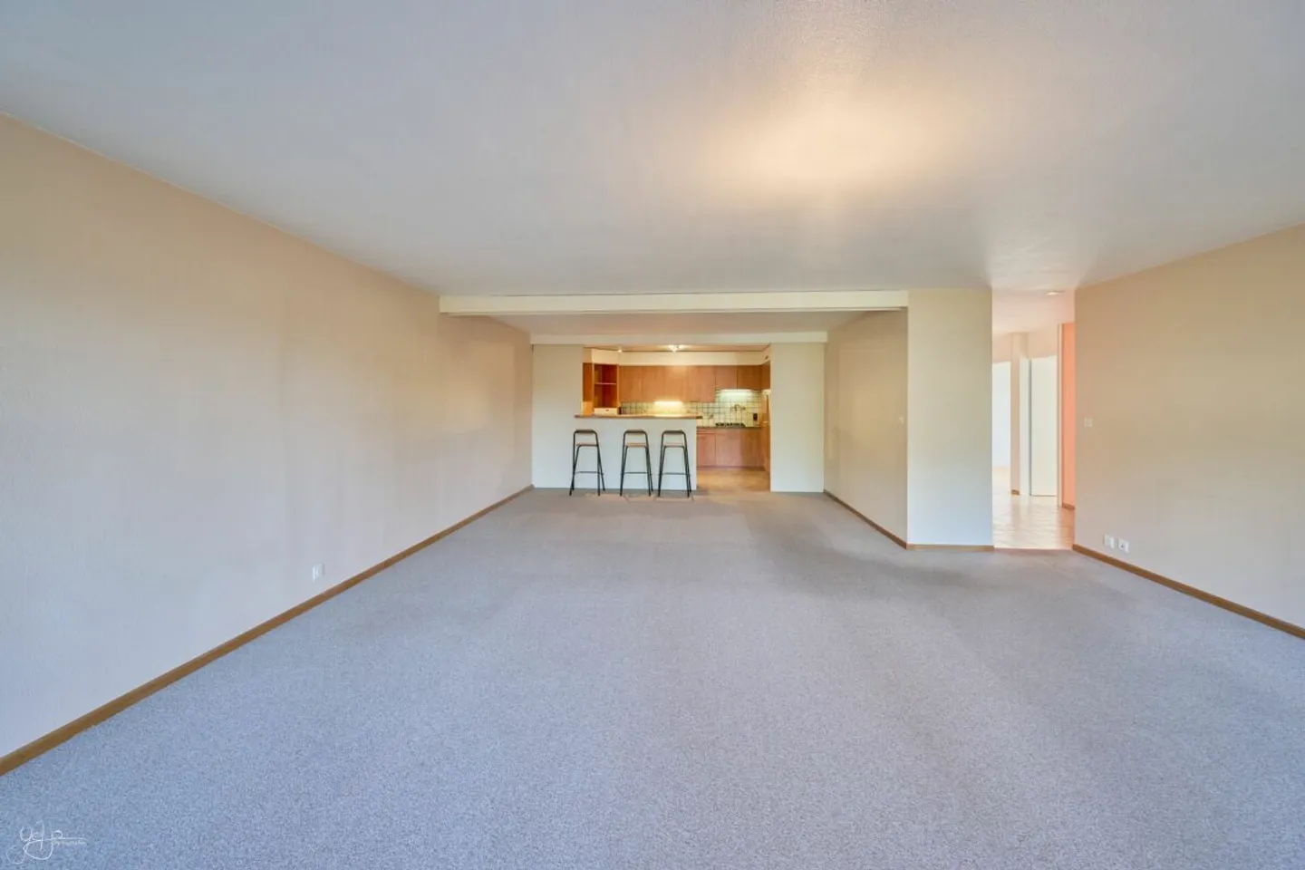 Between Comfort and Lake View - Photo 2 of 9