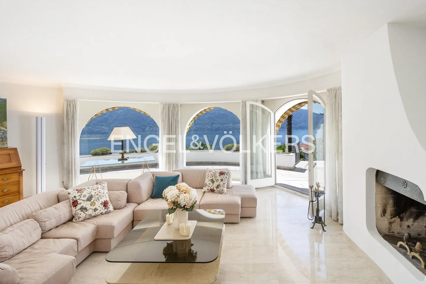 Bellissima villa Frank con vista mozzafiato sul lago (53) - Foto 5 di 19