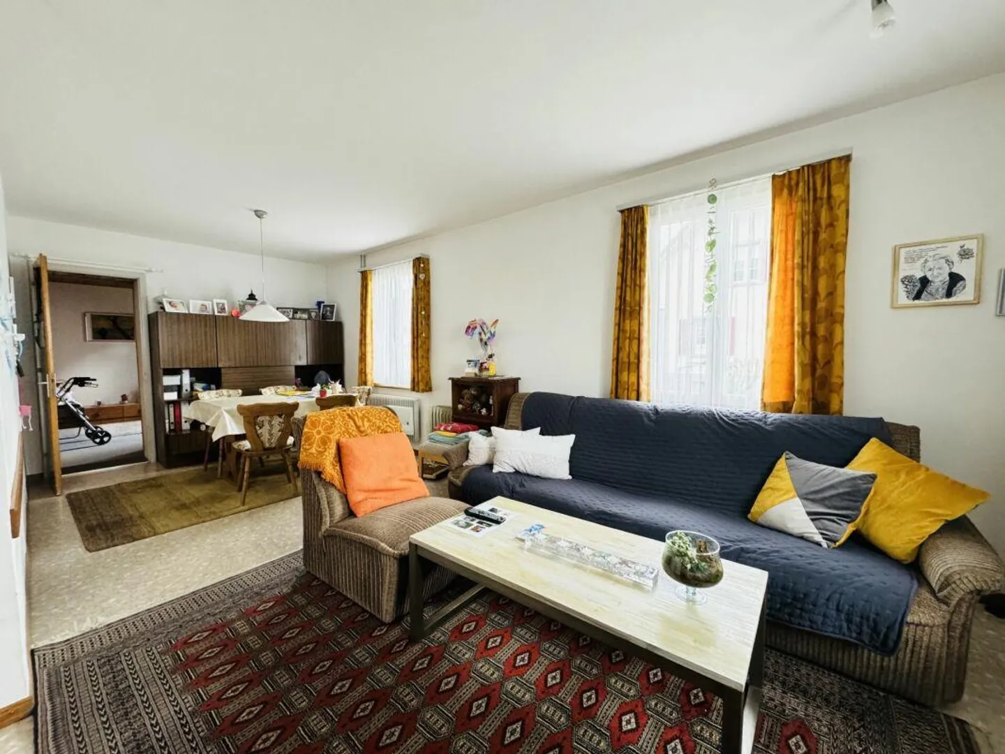 Casa unifamiliare di 5,5 stanze con potenziale in una posizione adatta alle famiglie - Foto 2 di 6