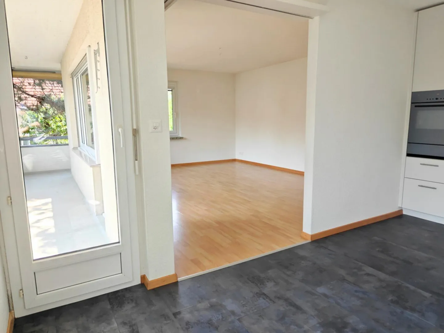 Appartamento familiare con balcone - Foto 3 di 13