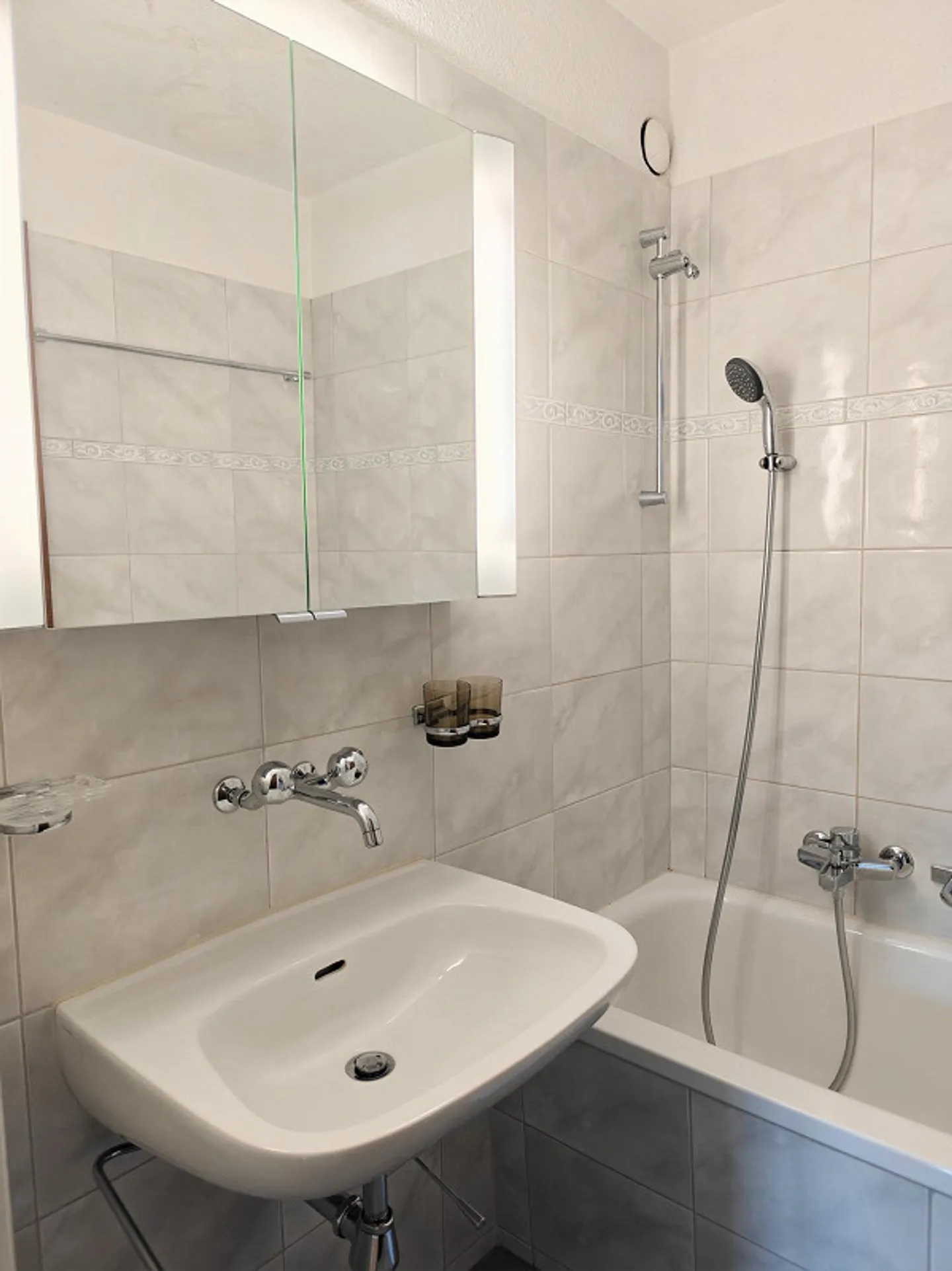Appartamento familiare con balcone - Foto 10 di 13