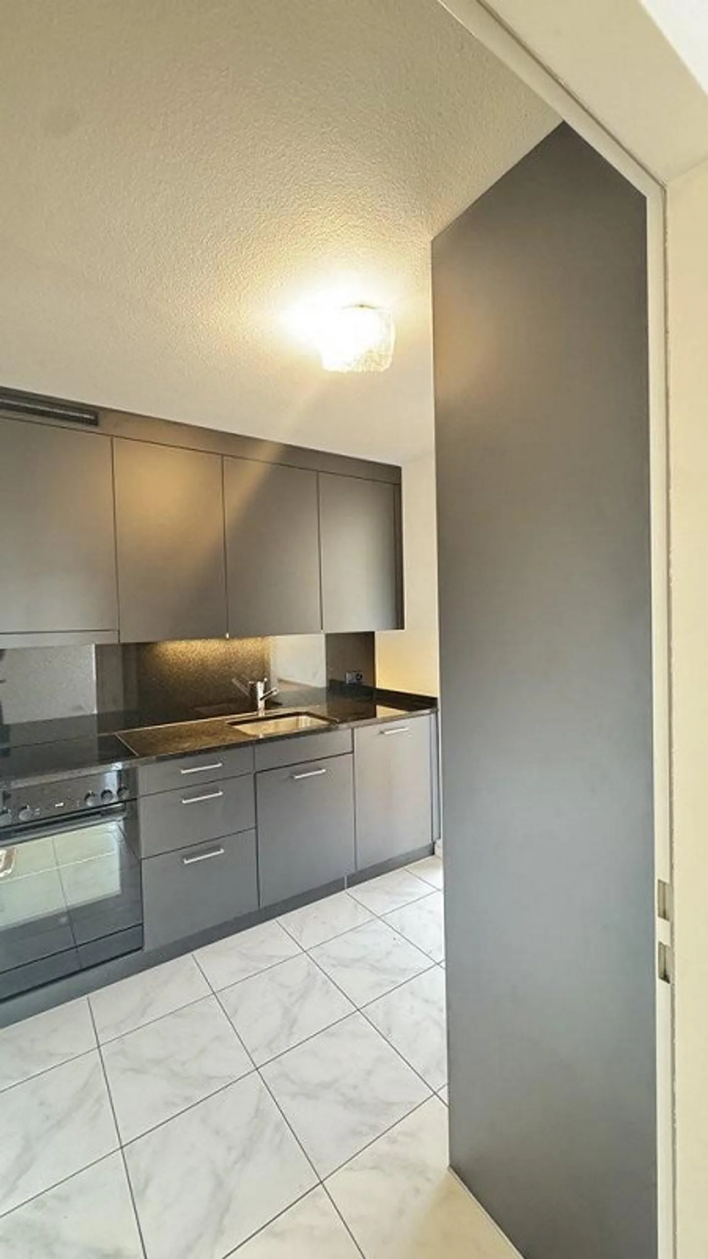 Appartamento 3.5 locali al 2° piano con balcone soleggiato - Foto 10 di 11