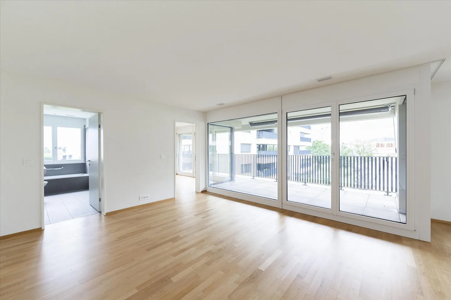 Modernes Apartment in der Natur - Foto 3 von 12