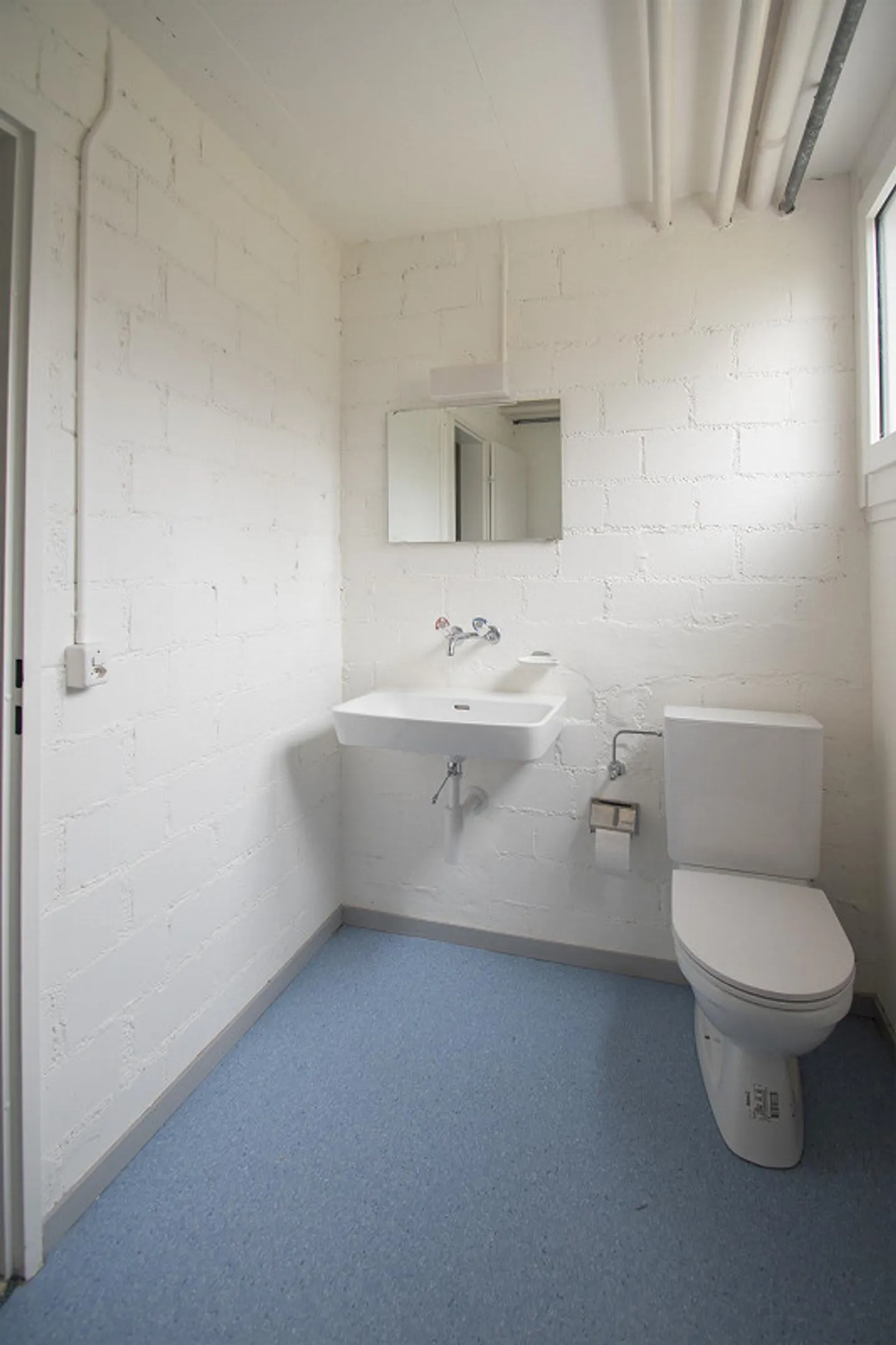 4 Stanze Atelier/Ufficio UG - Foto 8 di 9