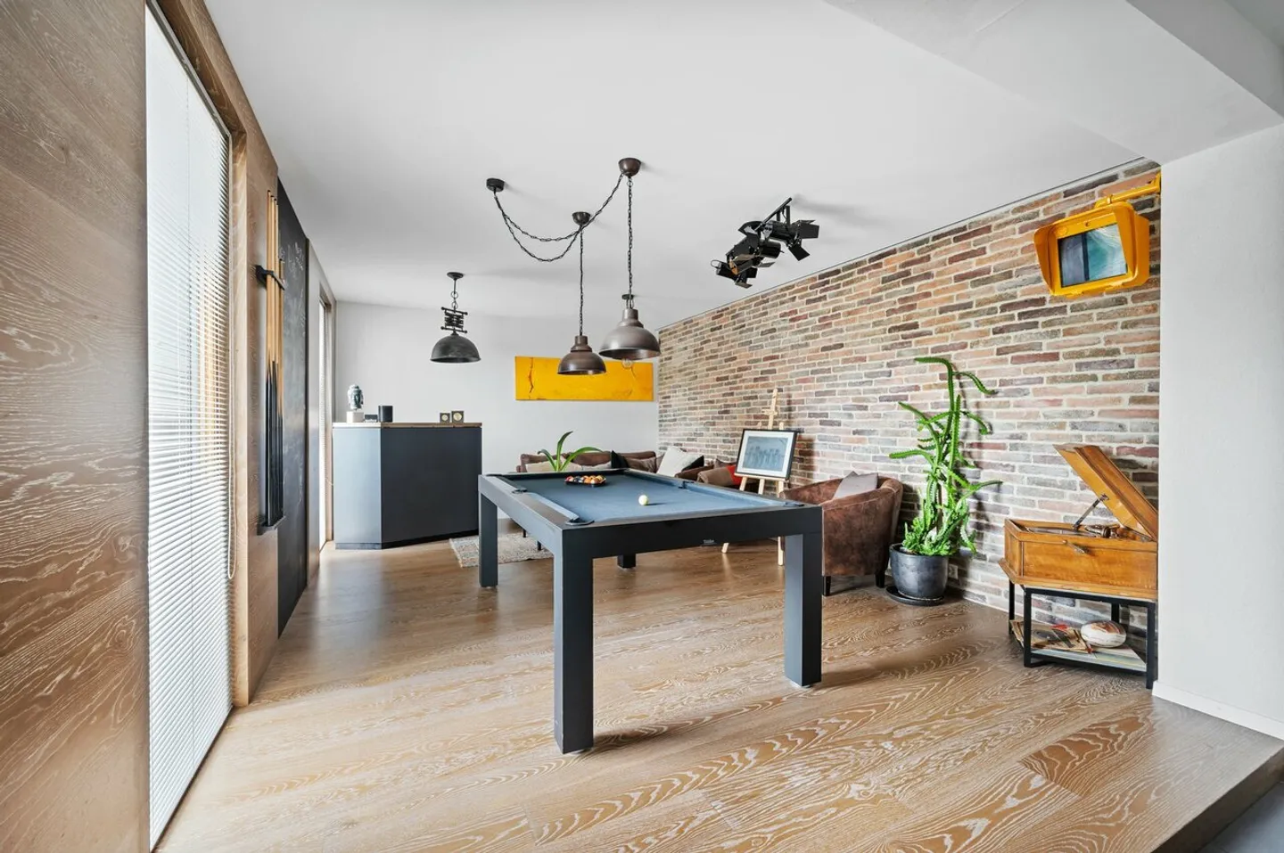 Zeitgenössische Villa mit Blick auf den See und die Alpen - Foto 11 von 41