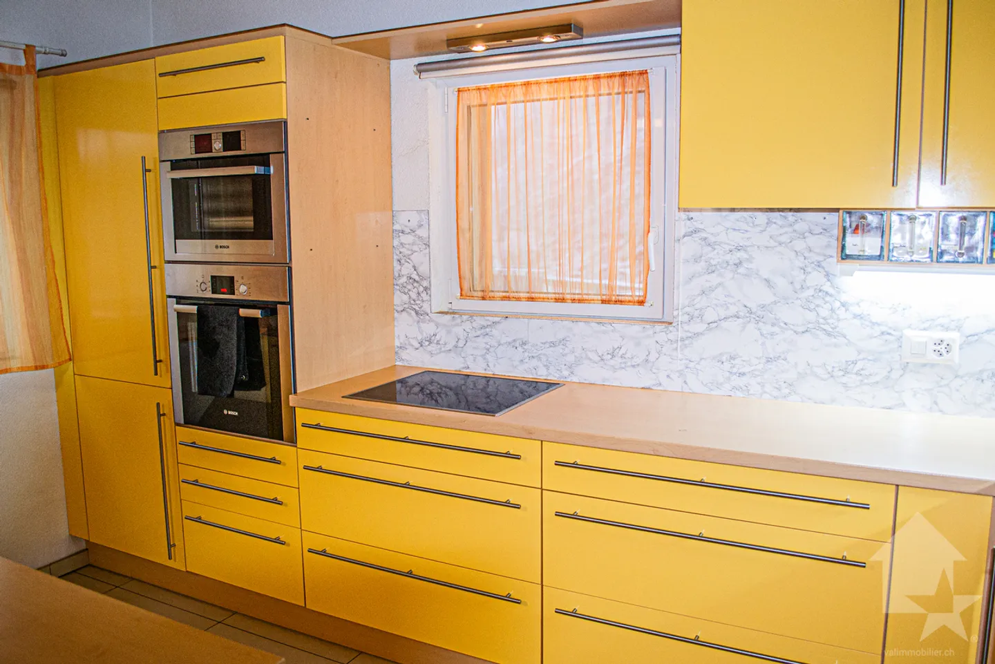 Beautiful renovated village house with taste, 5.5 rooms over 2 floors - Photo 4 of 13