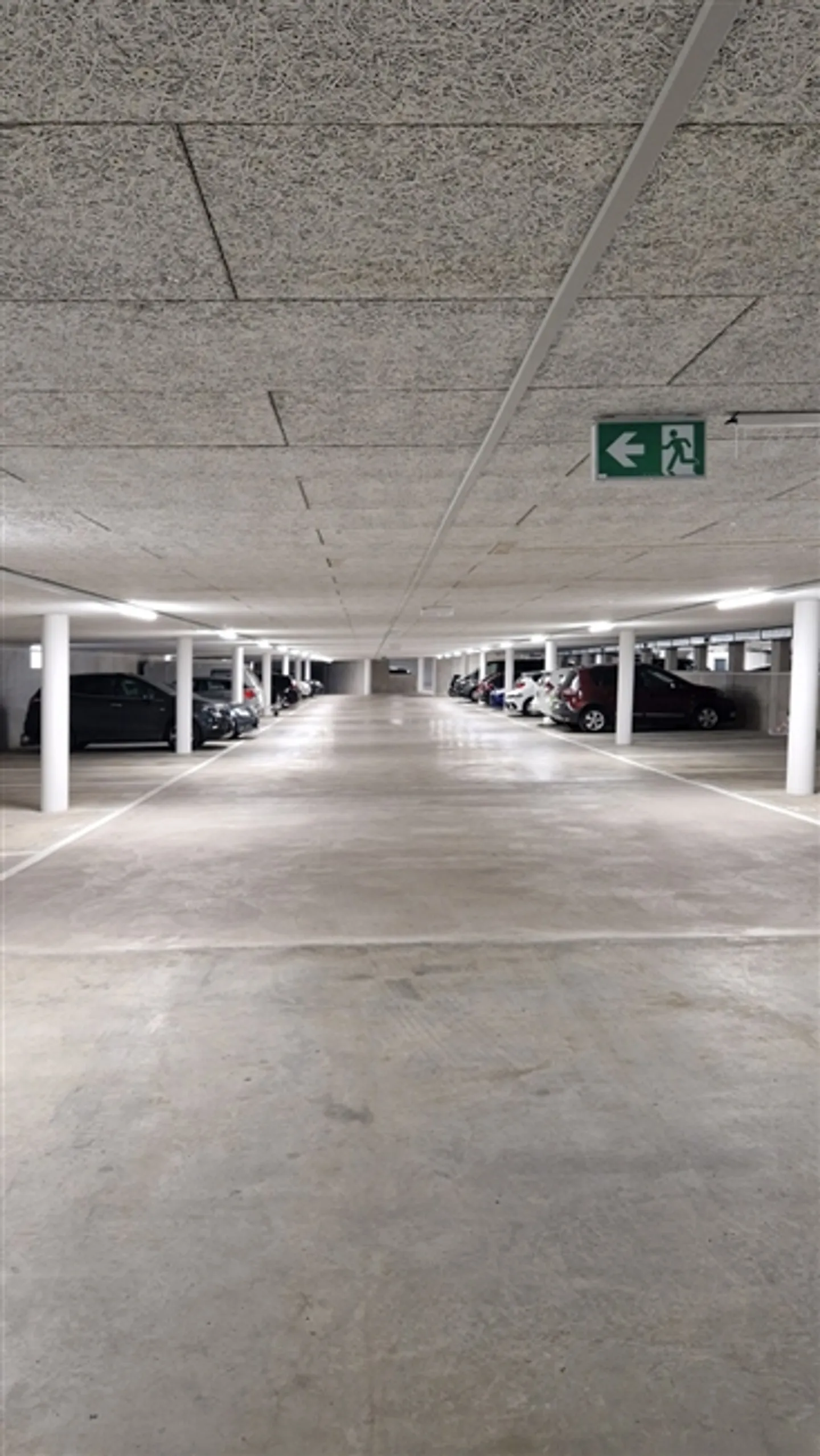 «Parkplatz zu vermieten Chemin des Mosseires 71-73 - Bulle» - Foto 2 von 4