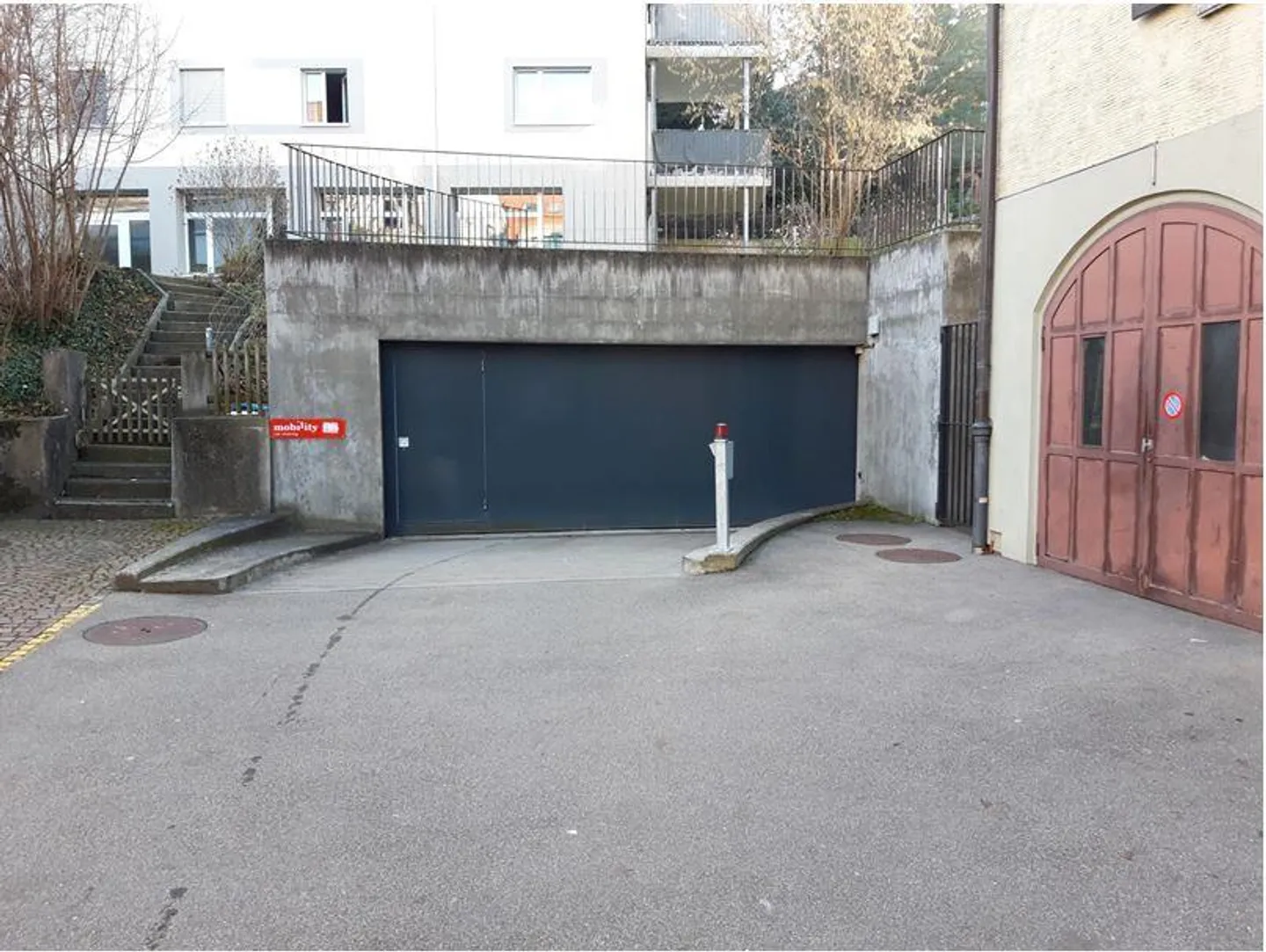 Posto auto in garage collettivo in affitto - Foto 3 di 5