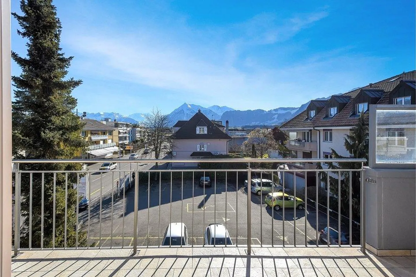 Investment property in prime location in Thun - Living & Commercial perfectly combined - Photo 7 of 11