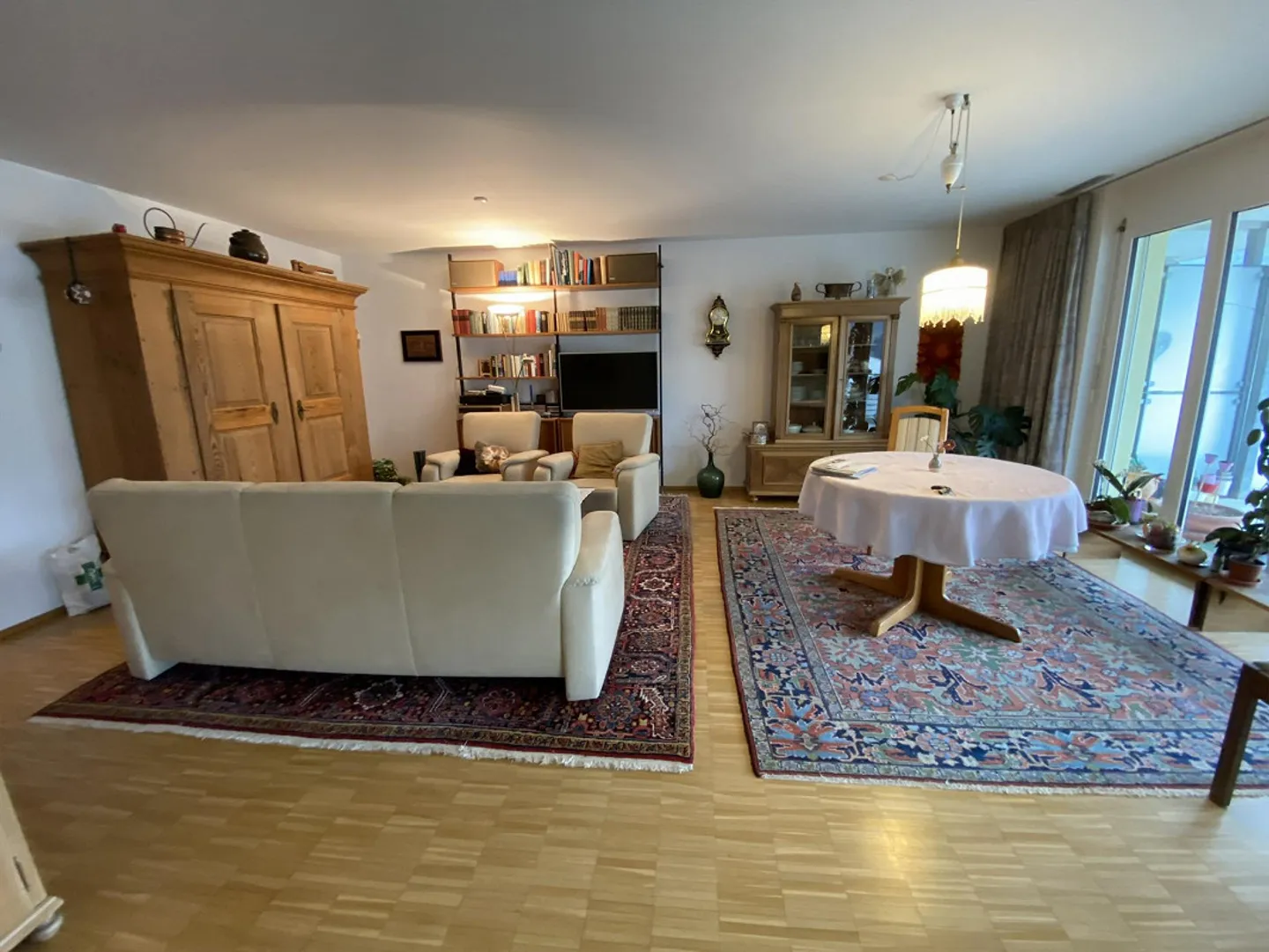 Modern 3.5-room apartment with balcony and garage in Bauma - Photo 6 of 7