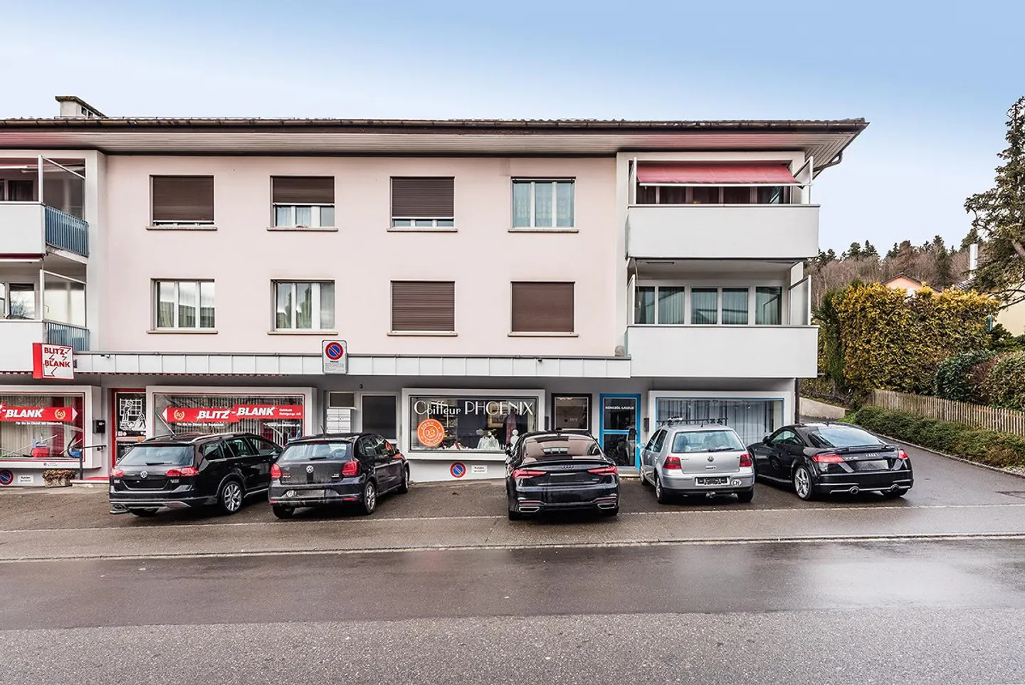 Il tuo centro bellezza a San Gallo - Perfetto per un centro estetico o un nail studio - Foto 1 di 5