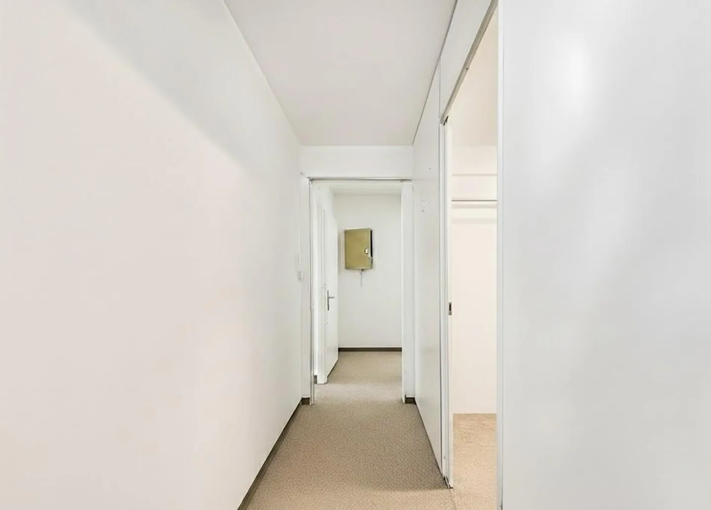 Il tuo centro bellezza a San Gallo - Perfetto per un centro estetico o un nail studio - Foto 3 di 5