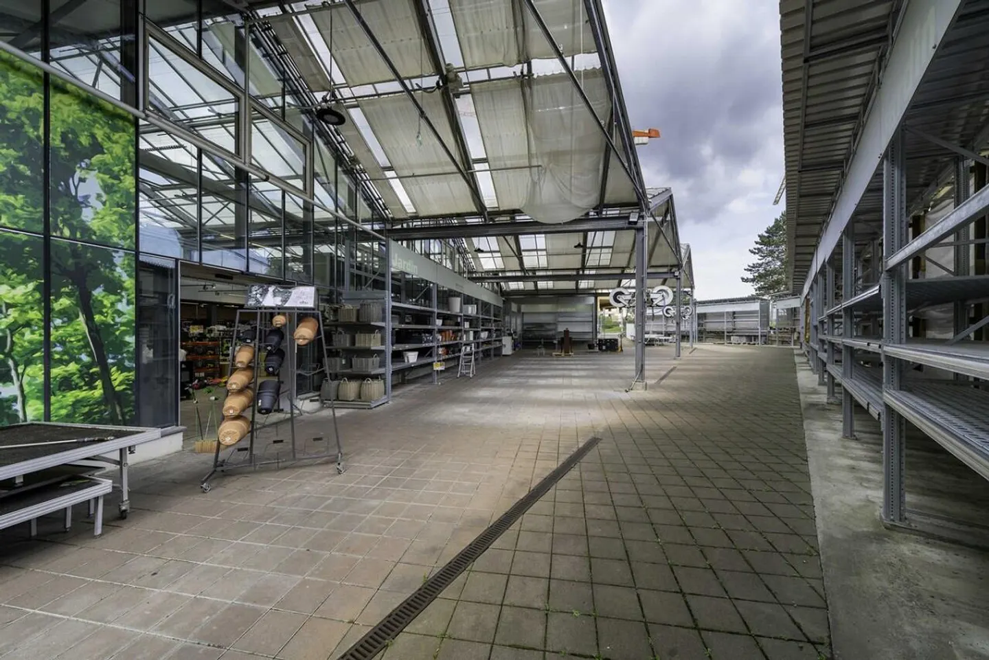 Geräumige Verkaufsfläche - Foto 14 von 19