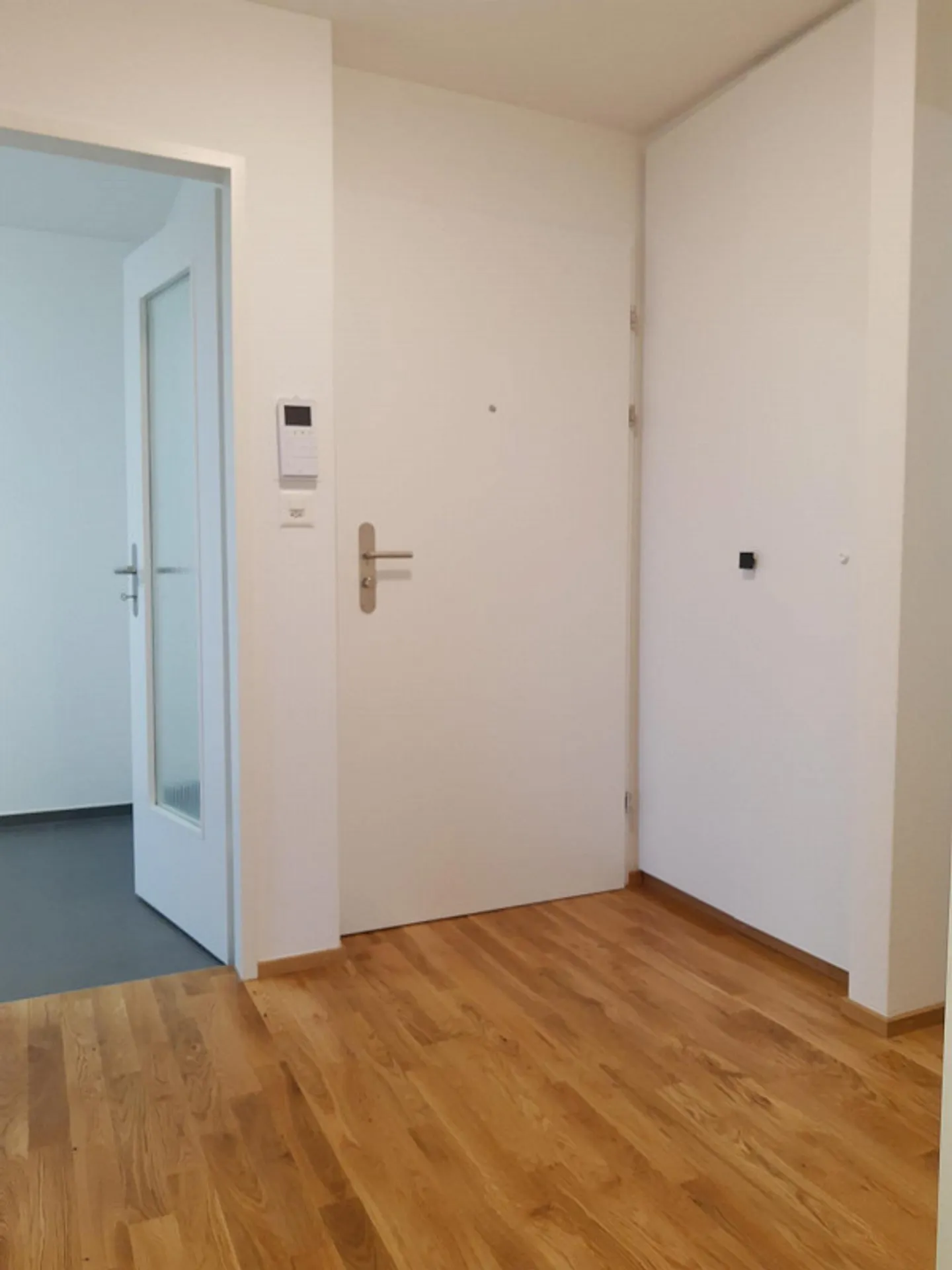 Renovierte Wohnung mit Balkon - Foto 4 von 8