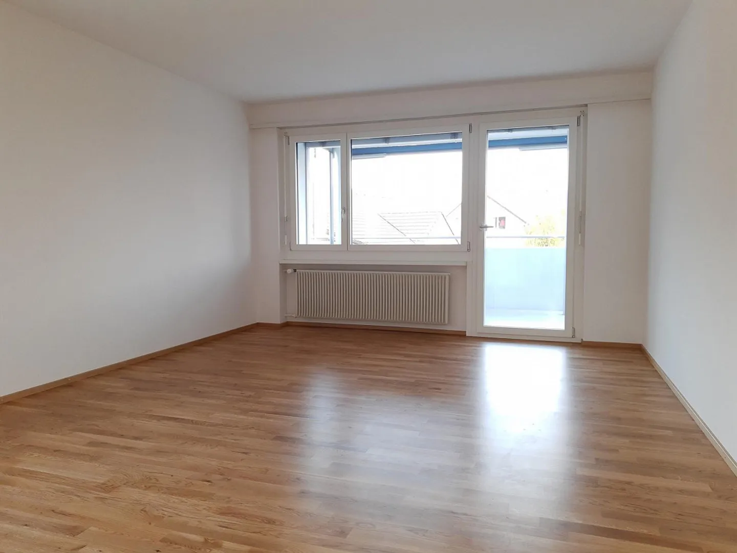 Renovierte Wohnung mit Balkon - Foto 5 von 8