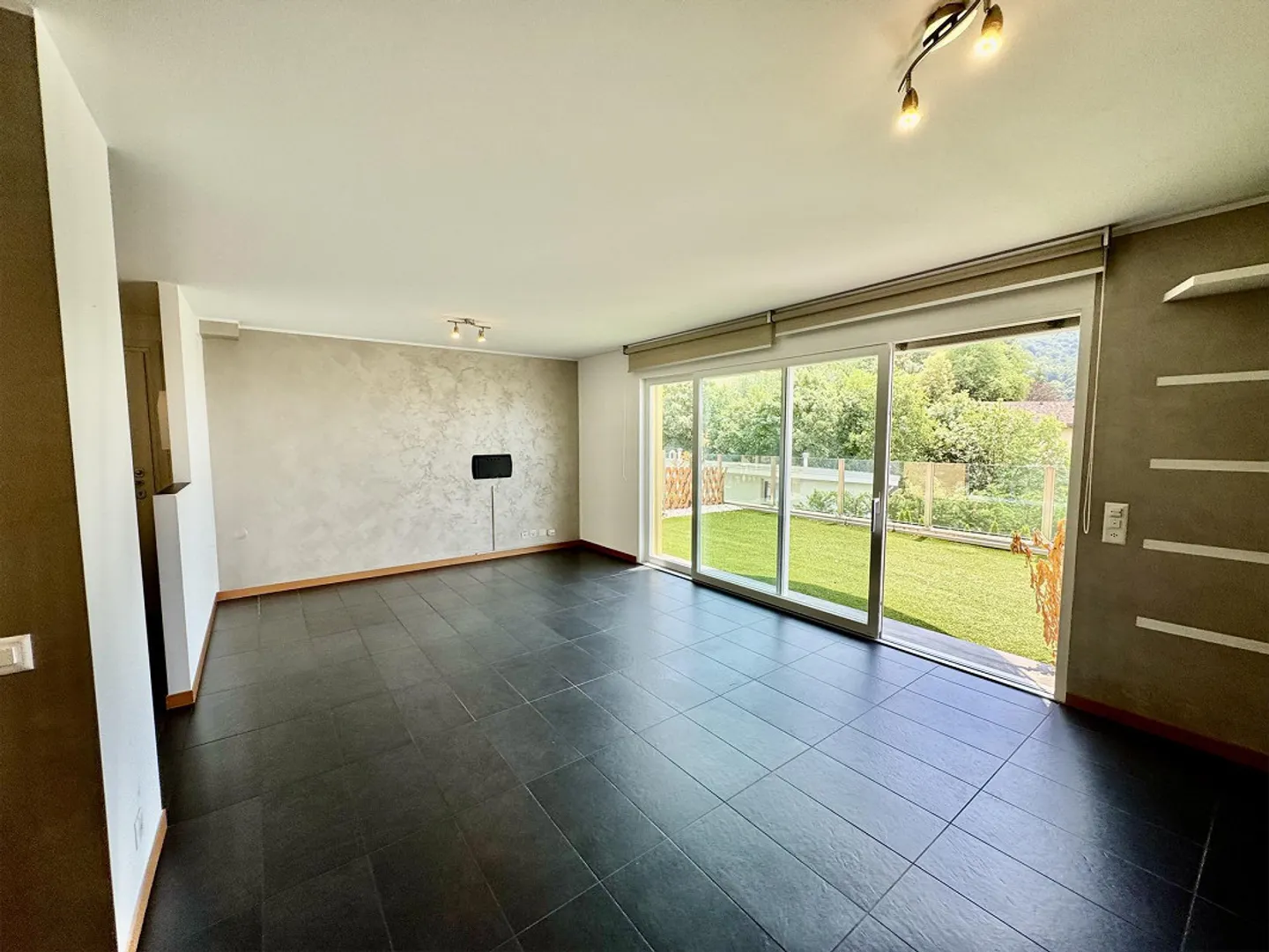 Elegante Residenza con Giardino Privato - Foto 4 di 30