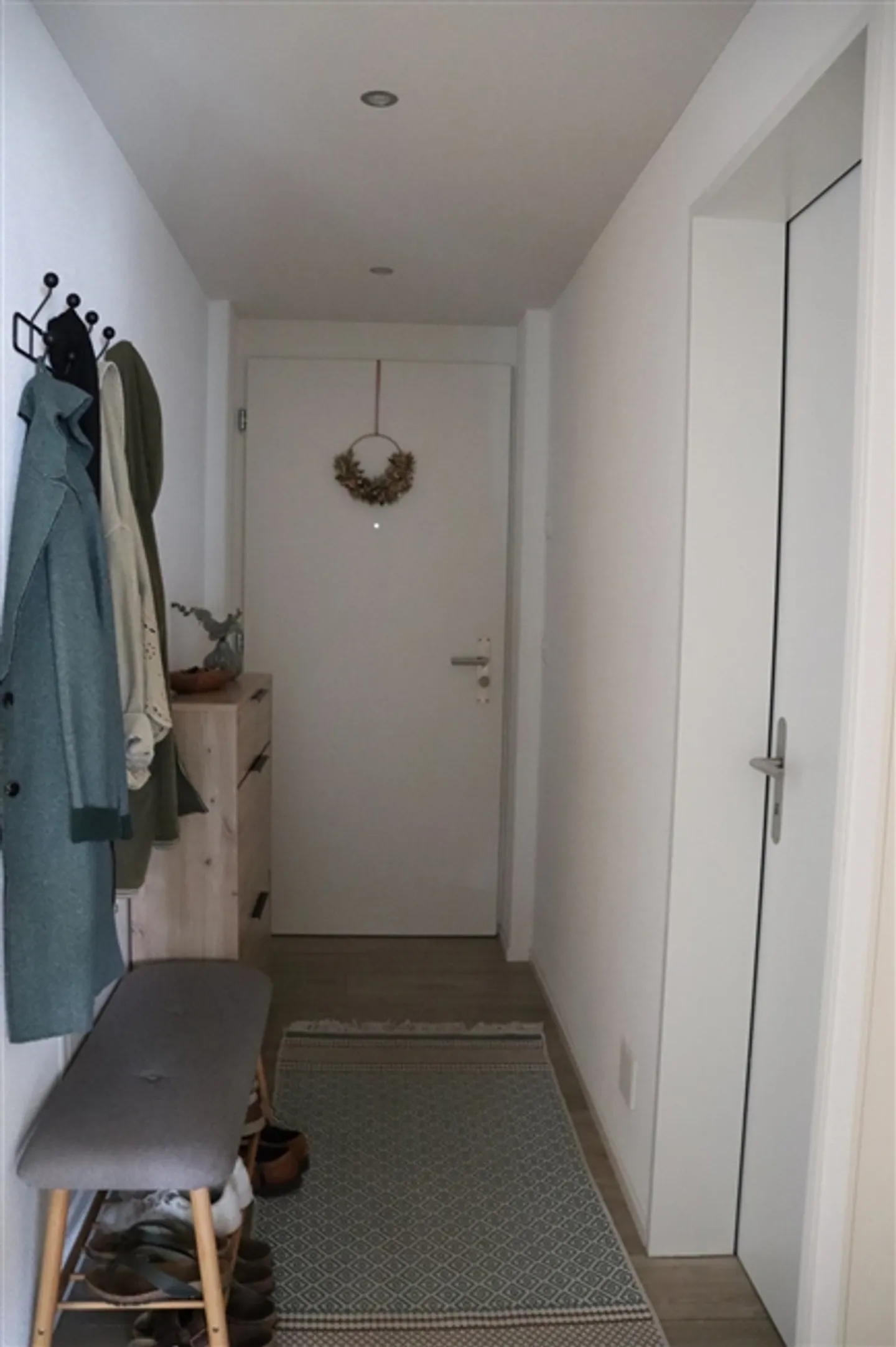 3½ STANZA APPARTAMENTO A SURSEE (LU), ARREDATO, TEMPORANEO - Foto 8 di 9