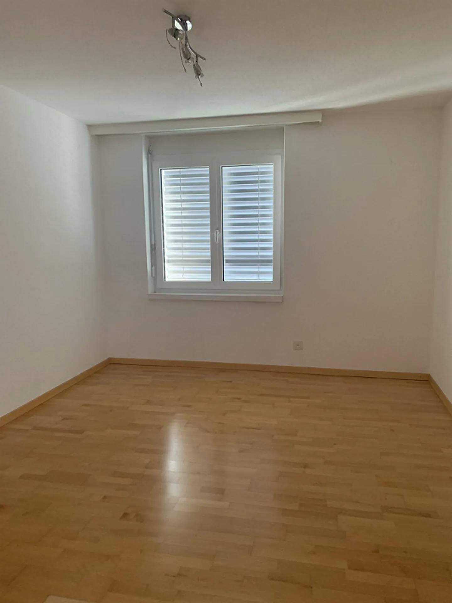 Très grand appartement en duplex de 5 1/2 pièces, situé au centre - Photo 7 sur 15