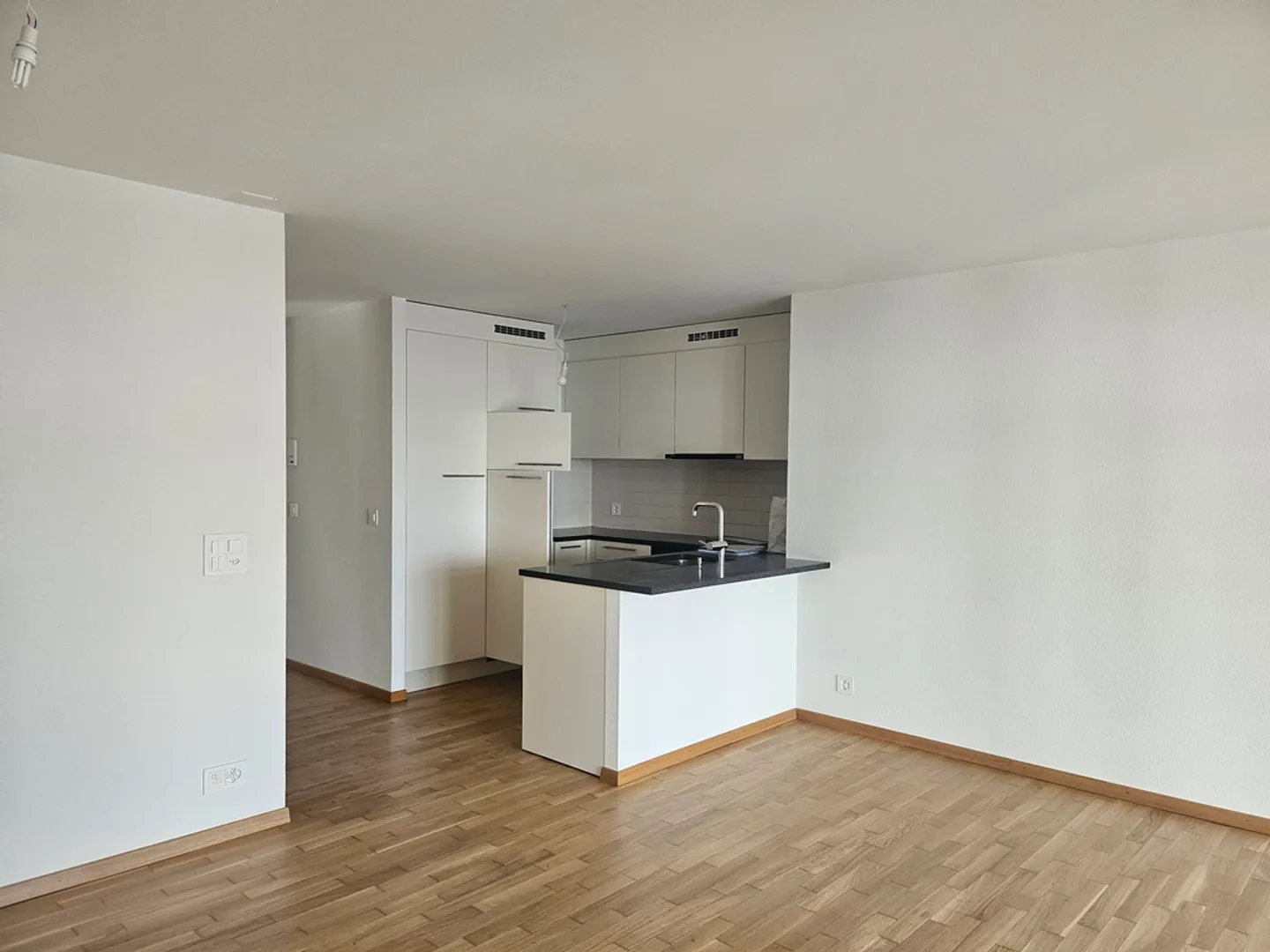 2.5-room apartment on the 2nd floor - Photo 2 of 4