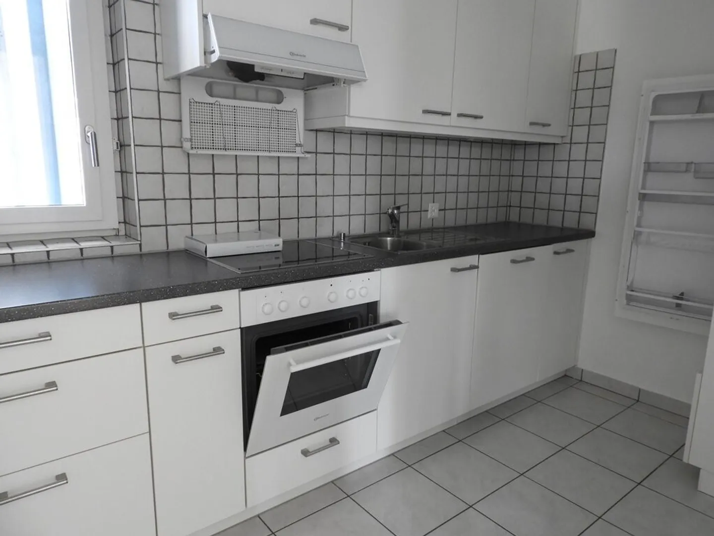 Apartment for rent - Photo 1 of 9