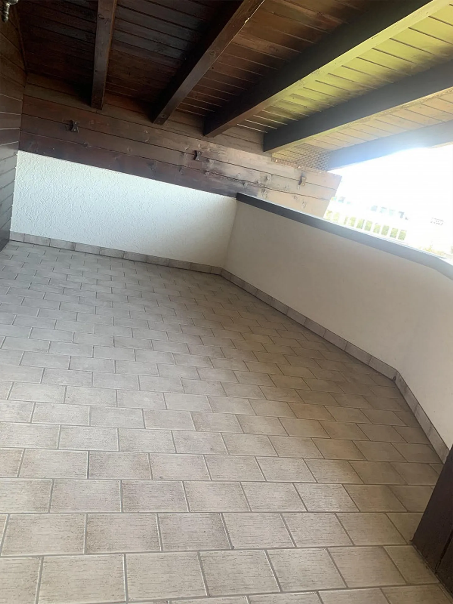 Très grand appartement en duplex de 5 1/2 pièces, situé au centre - Photo 15 sur 15