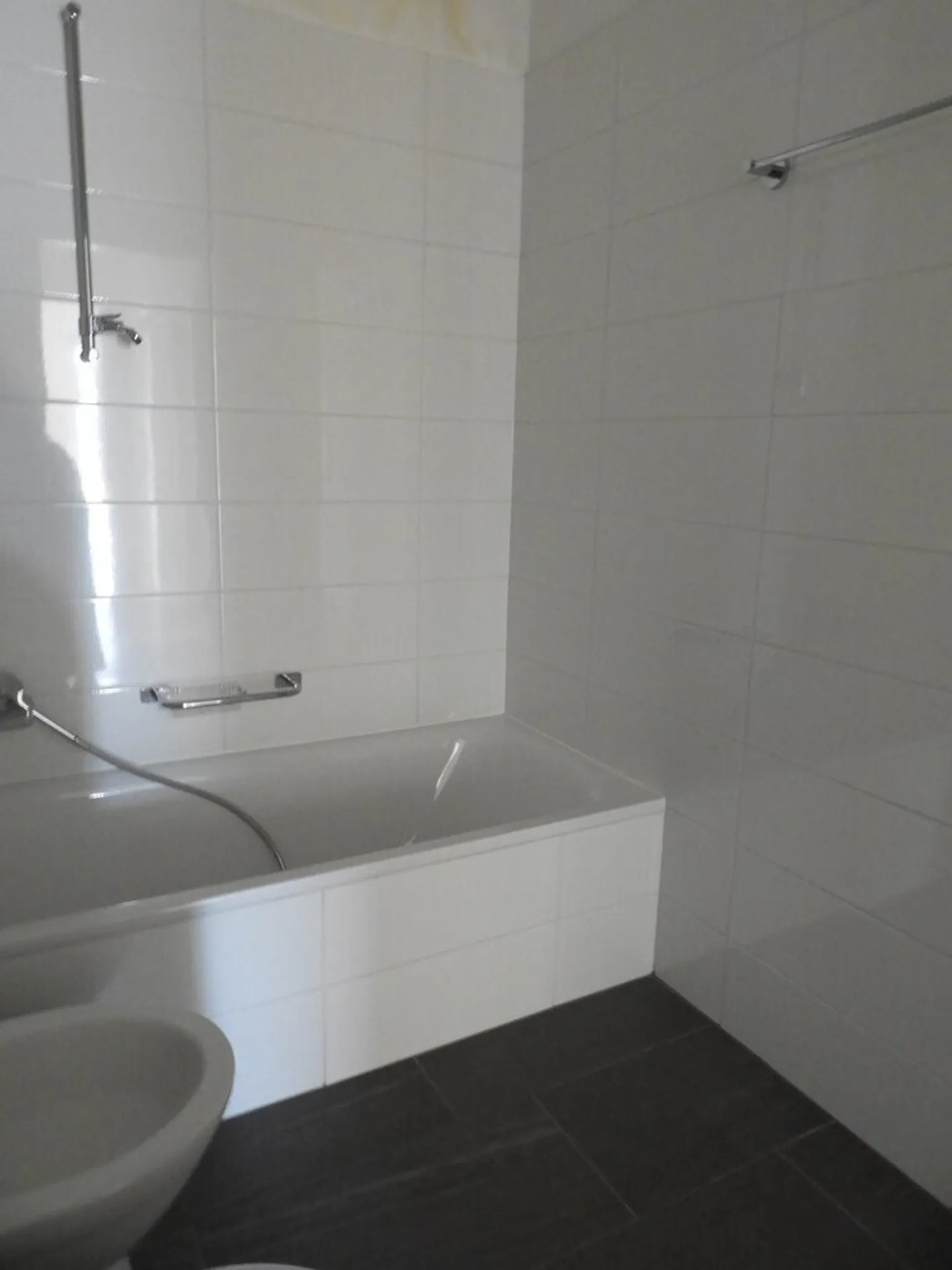 Apartment for rent - Photo 3 of 9