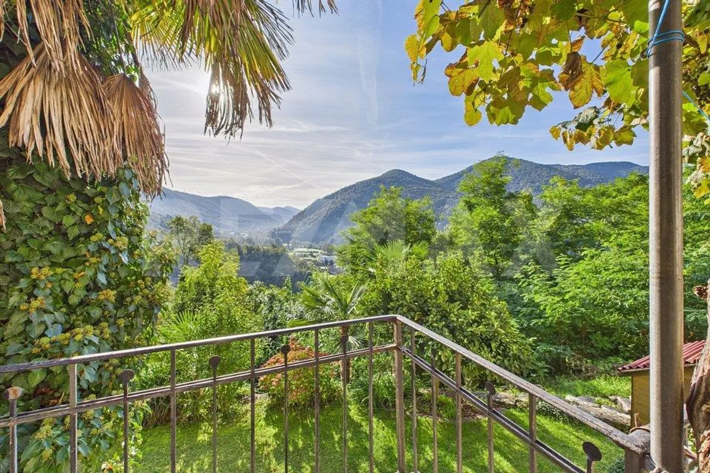Ferienhaus im grünen Malcantone - Foto 1 von 13