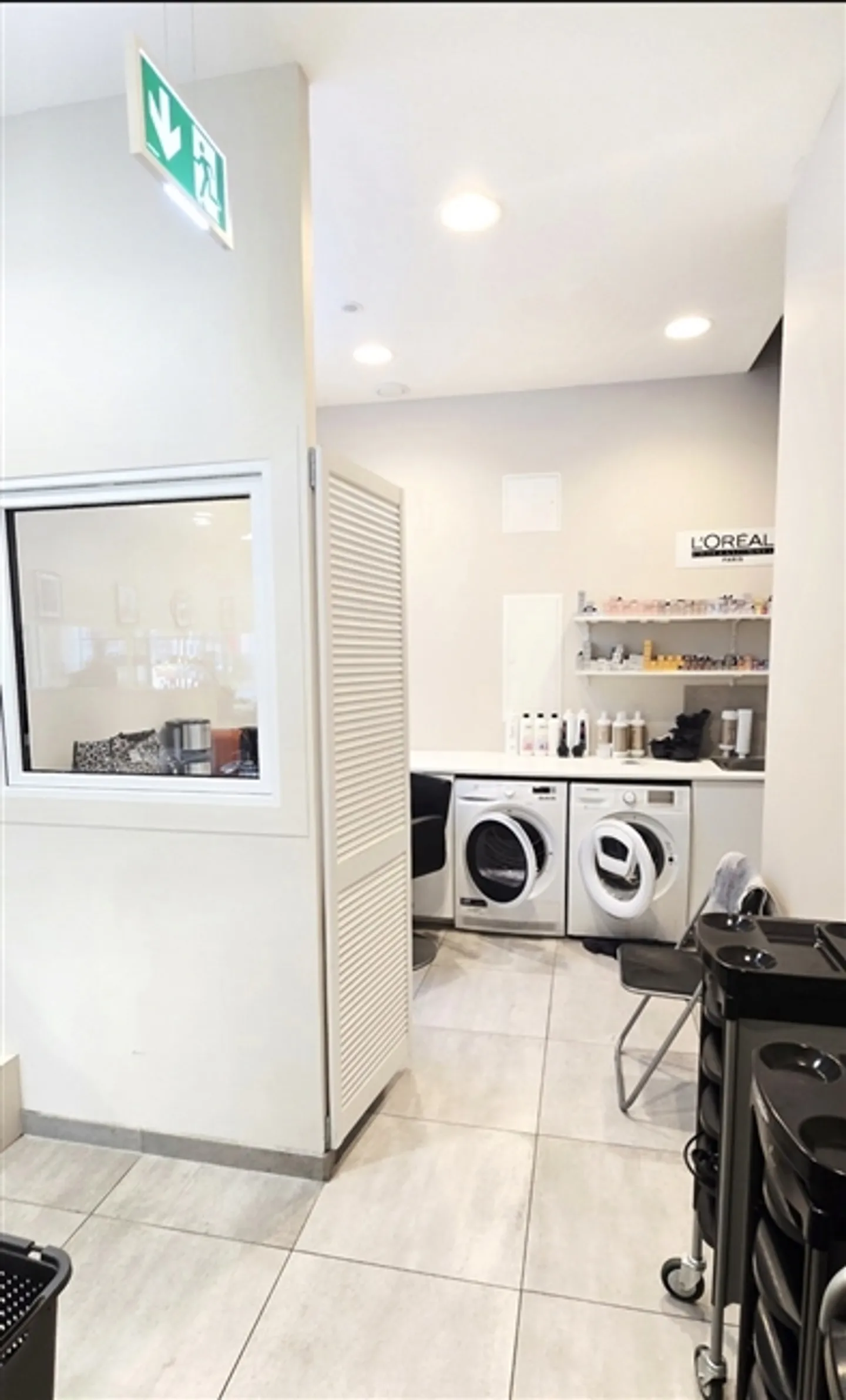 Salon de coiffure - Photo 8 sur 12