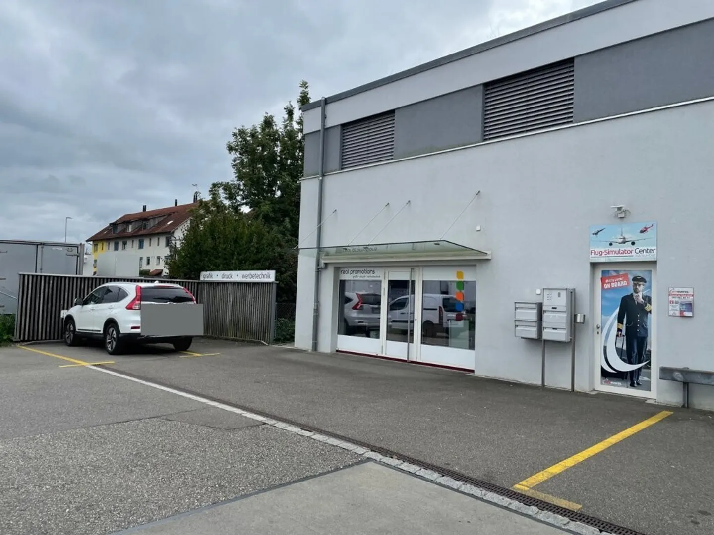 Spazio commerciale versatile con collegamenti di trasporto ottimali - Foto 4 di 5