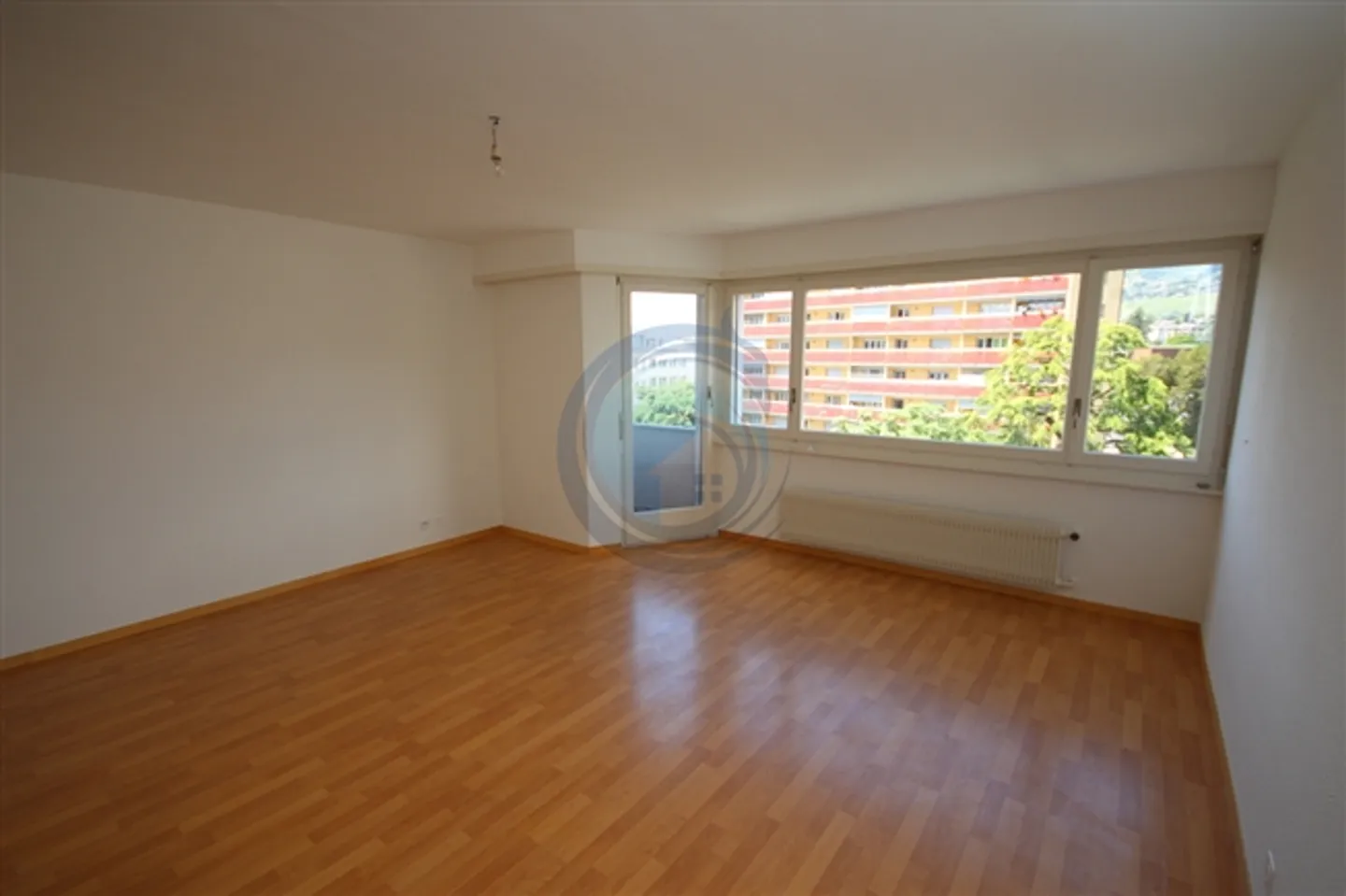 STUDIO AU CENTRE DE LA TOUR-DE-PEILZ - Photo 4 sur 7