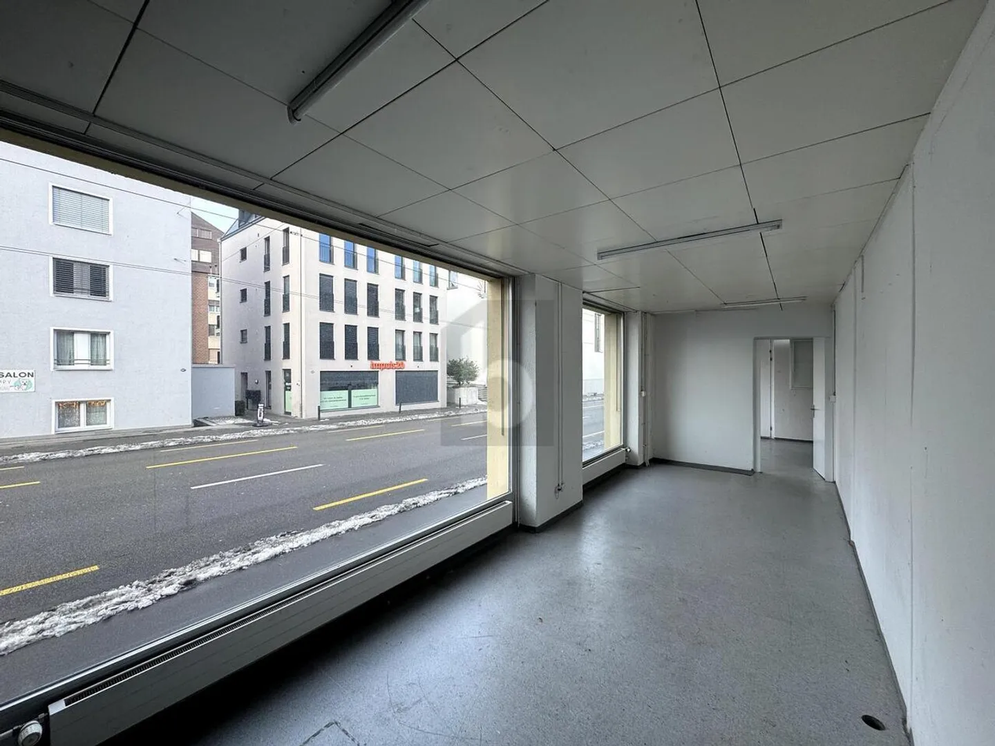 IN A PRIME LOCATION WITH A LARGE DISPLAY WINDOW - Photo 2 of 6