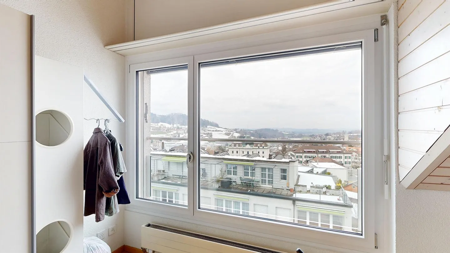 Helle Dachwohnung mit Aussicht - Foto 6 von 11