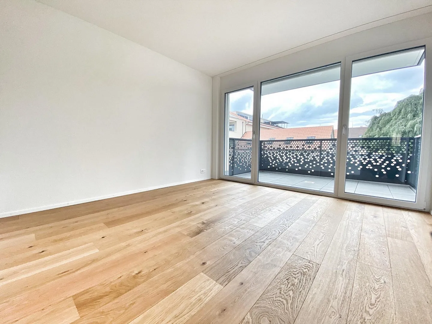 Gartenfeeling inklusive - moderne 2.5-Zimmer-Wohnung im Grünen - Photo 5 sur 6