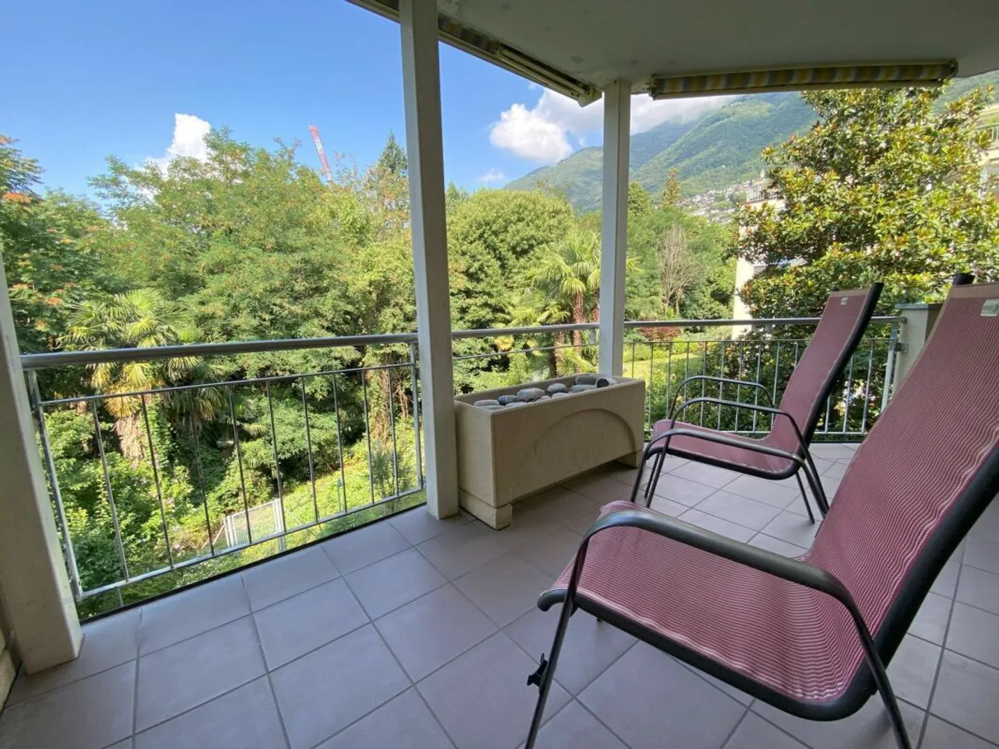 Bright 3.5-room apartment with garden view - Photo 8 of 14