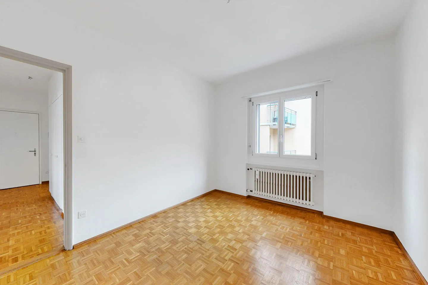 Elegant, hell und renoviert mit Blick auf die Burgen - Foto 8 von 10