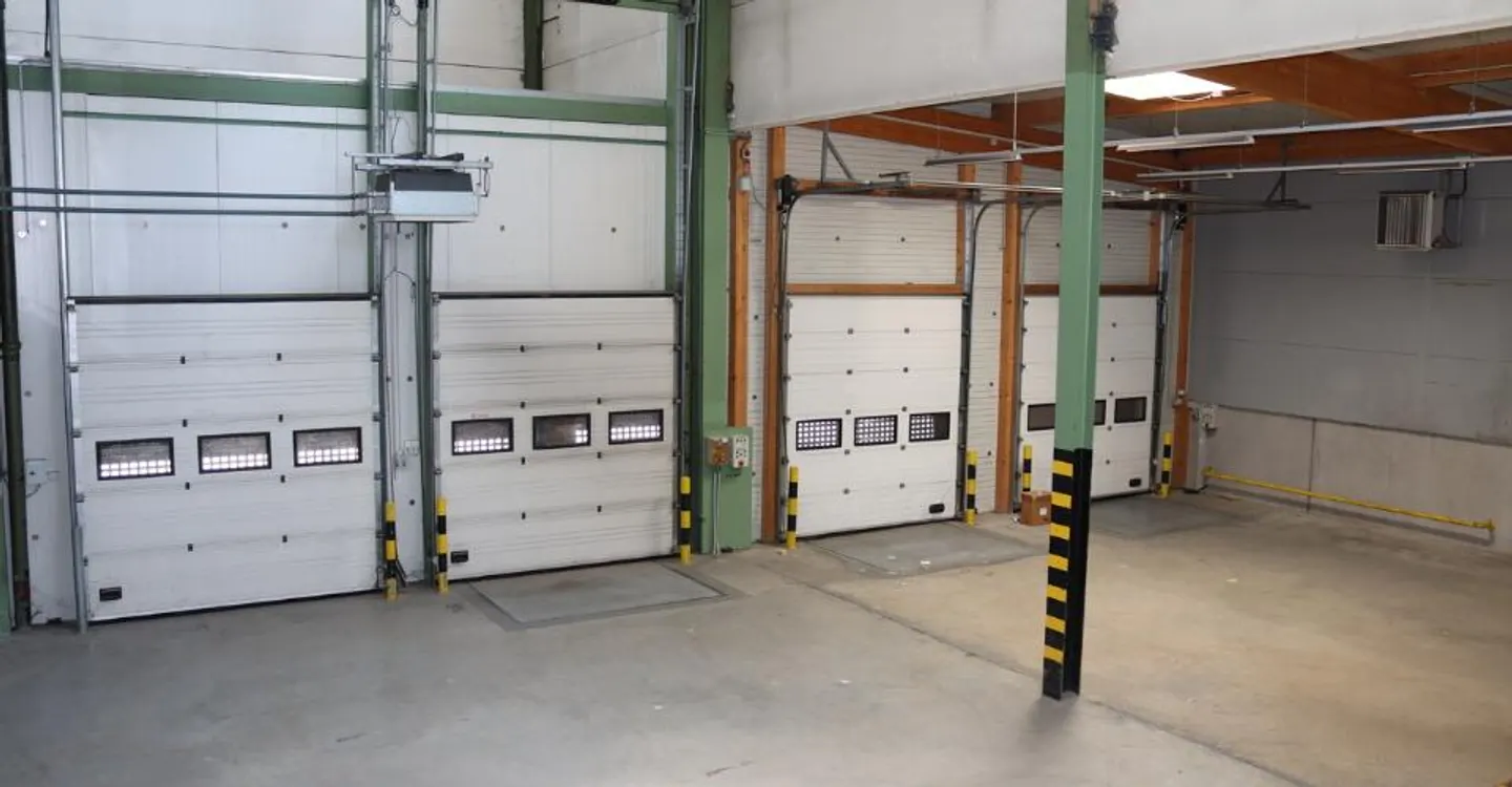 Magazzino logistico - 1140m2 - Piattaforma di carico - Vicino all'autostrada - Foto 4 di 4