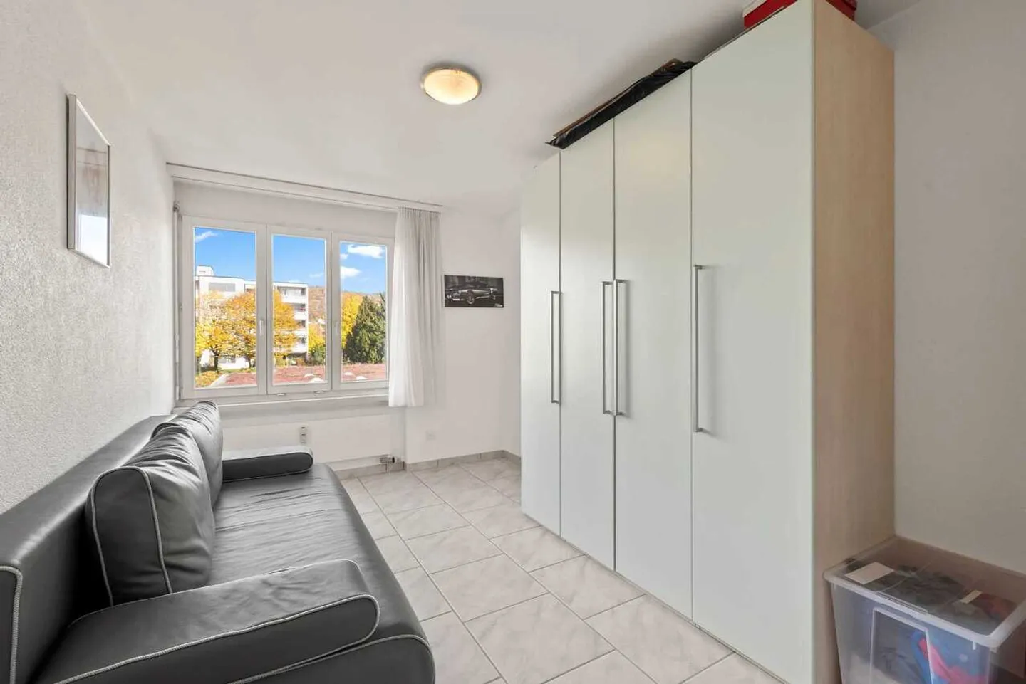 Appartement lumineux de 5,5 pièces avec grand balcon à Böttstein à vendre - Photo 11 sur 13