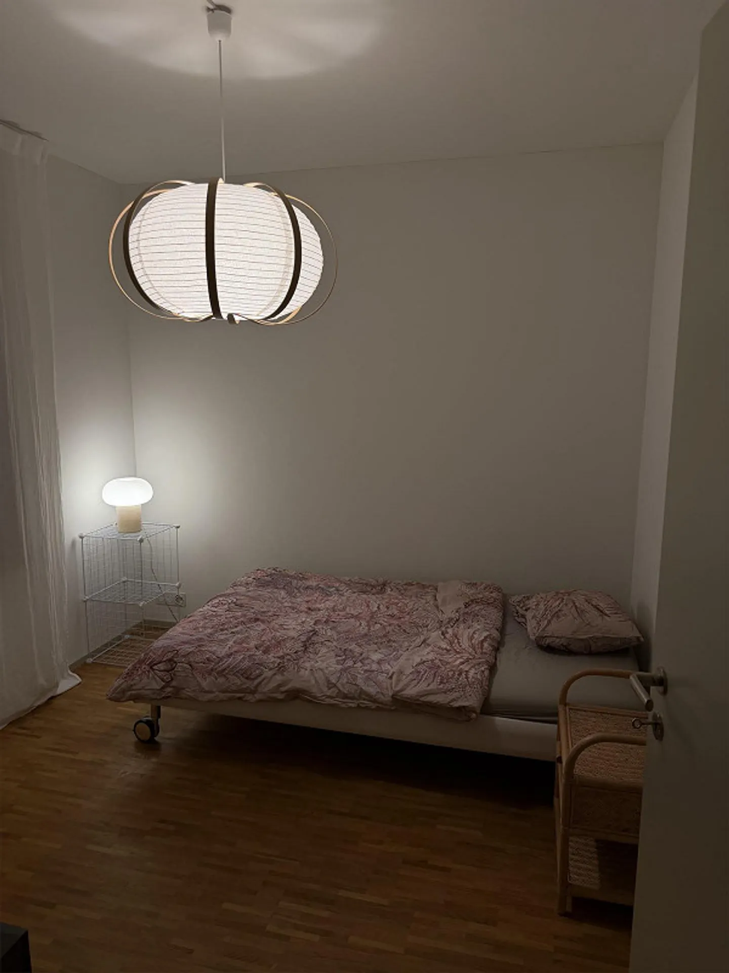 Moderne Zimmer in Neubauwohnung - Foto 1 von 4