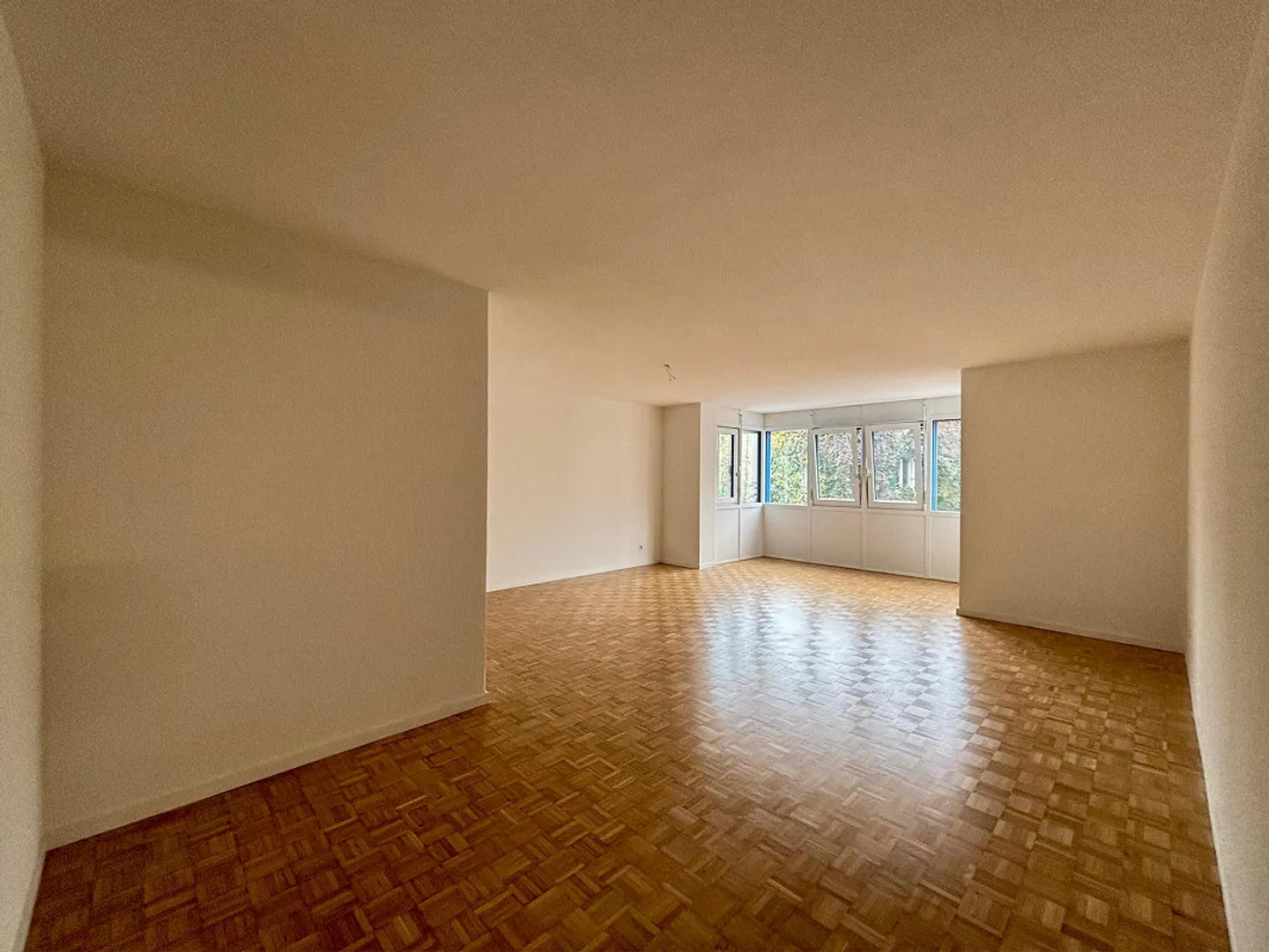 Helle 3½-Zimmer-Wohnung  Radiusweg 5, 2503 Biel/Bienne - Foto 4 von 10