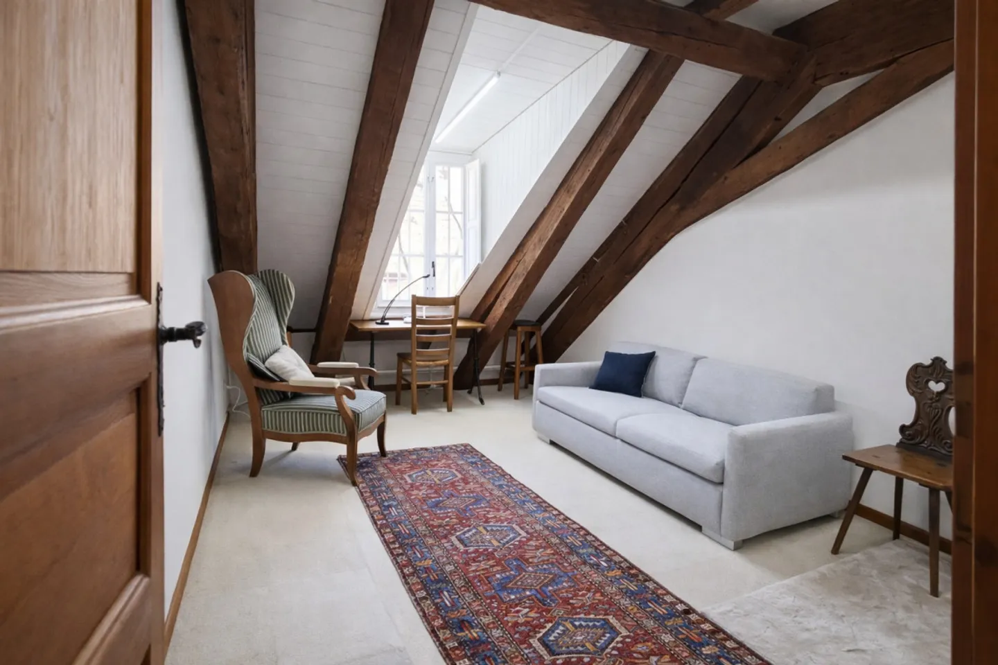 Beautiful penthouse apartment for sale in the heart of Freiburg's old town - Photo 8 of 10