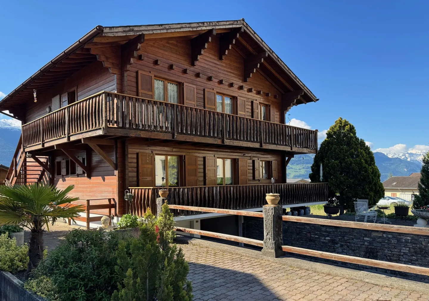 Haus Chalet / 2 Wohnungen / Erde / Ref. 10253580 / EXKLUSIVITÄT - Foto 1 von 13