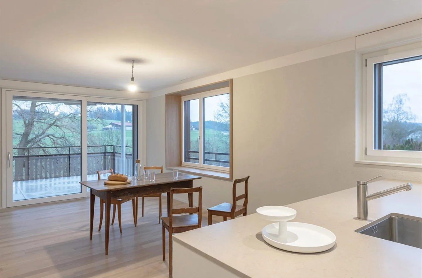 Nature-oriented living by the stream - Photo 2 of 14