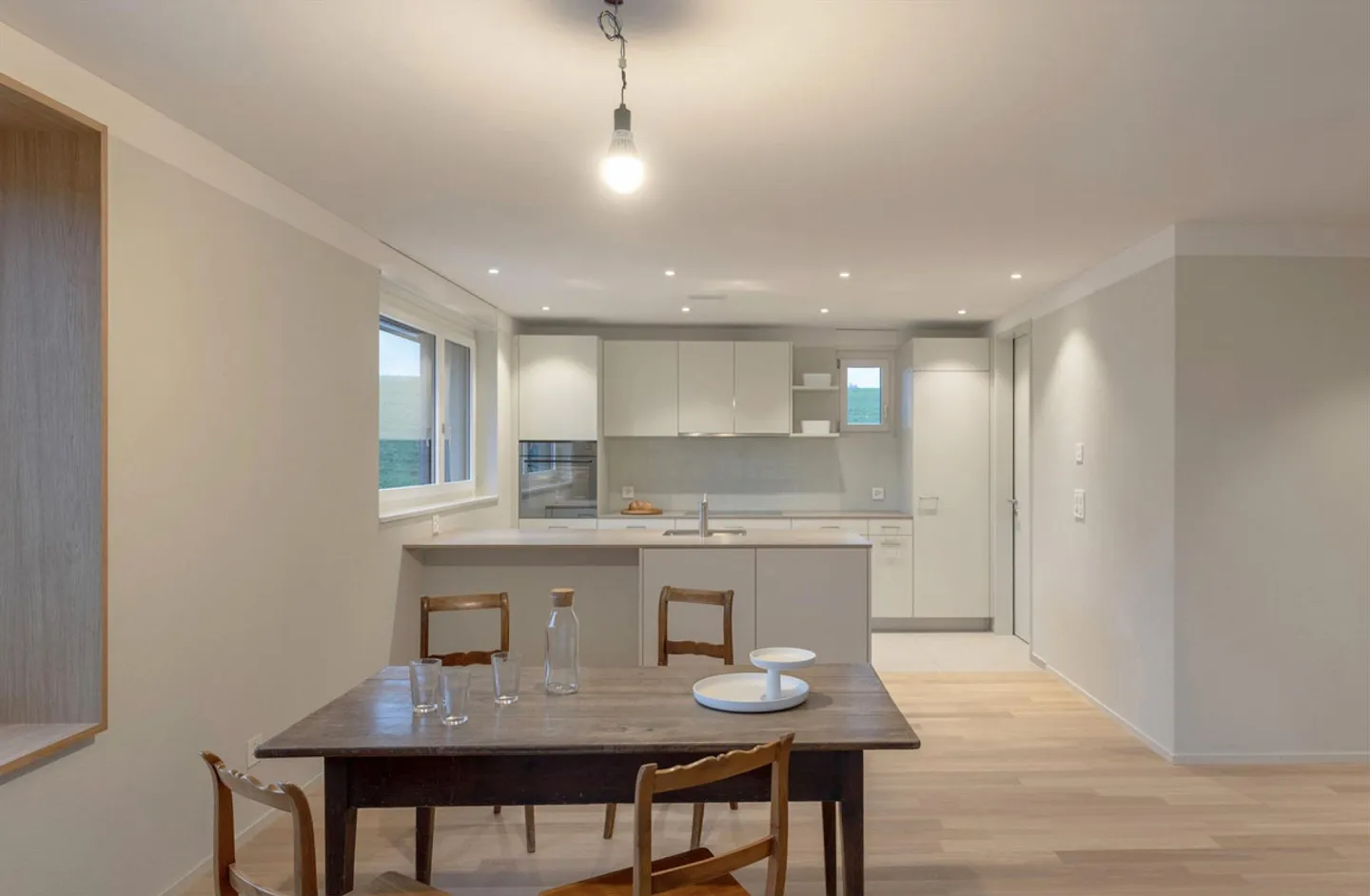 Nature-oriented living by the stream - Photo 3 of 14