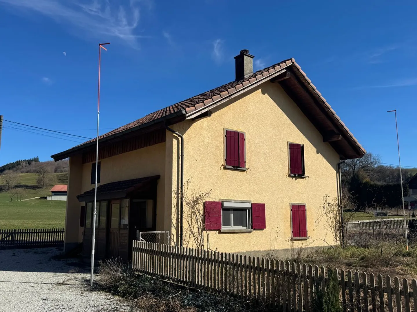 Maison avec 5 chambres à rénover - Photo 3 sur 11
