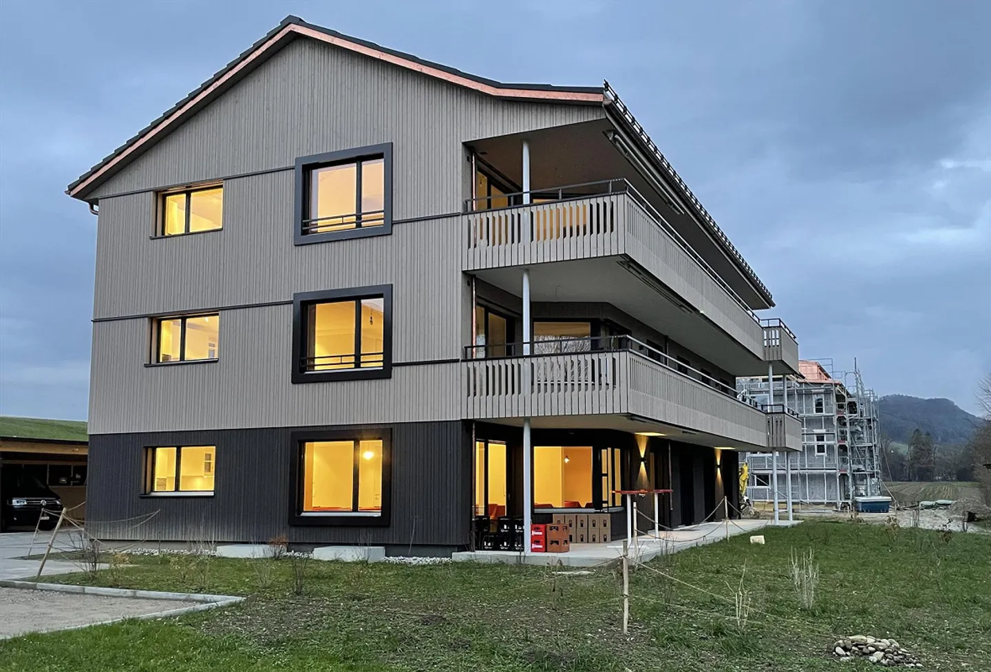 Nature-oriented living by the stream - Photo 13 of 14