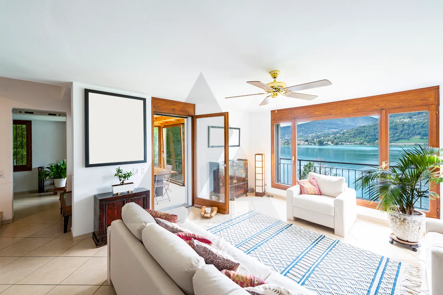 PROPRIETÀ CON MERAVIGLIOSA VISTA LAGO A LUGANO - Foto 4 di 13