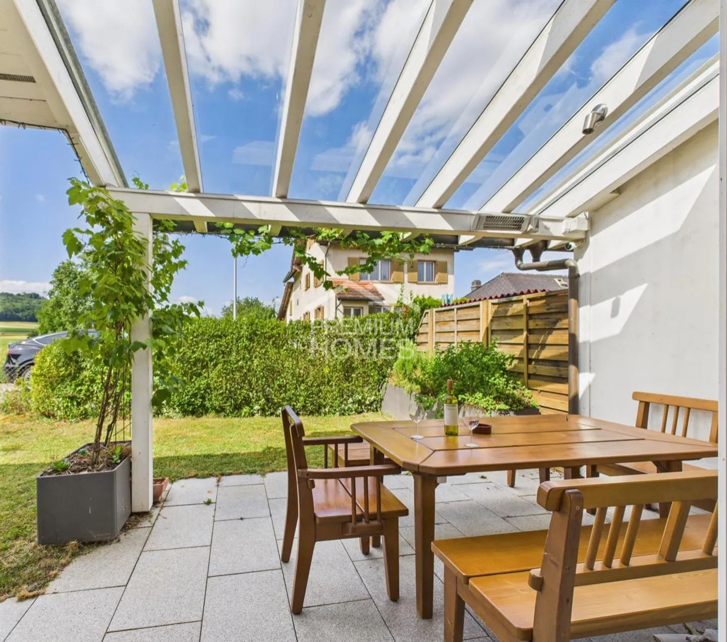 Prendere il sole, vivere fresco - casa moderna con solare e aria condizionata - Foto 3 di 12